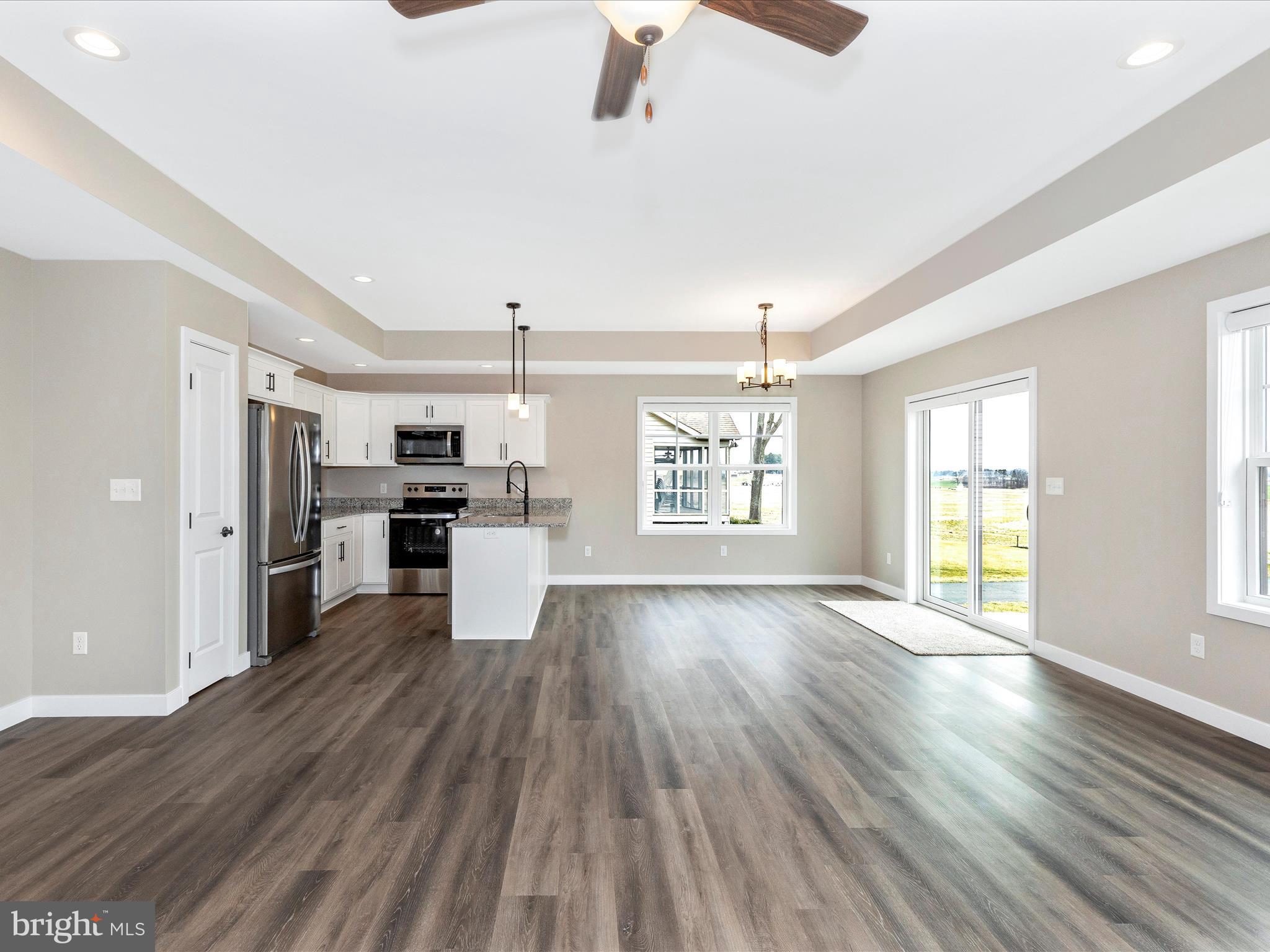 PENN NATIONAL GOLF COURSE COMMUNITY - Residential