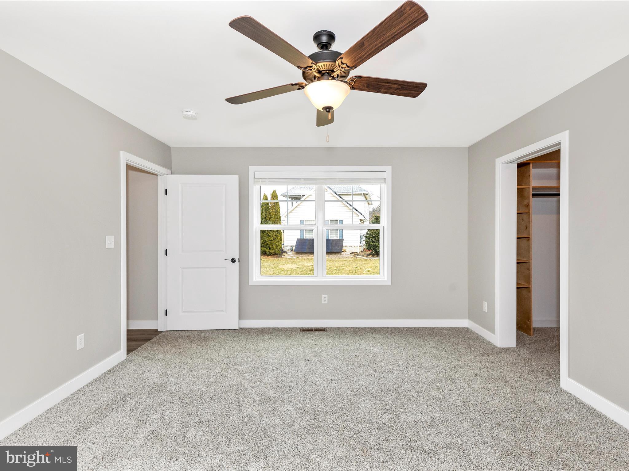 PENN NATIONAL GOLF COURSE COMMUNITY - Residential