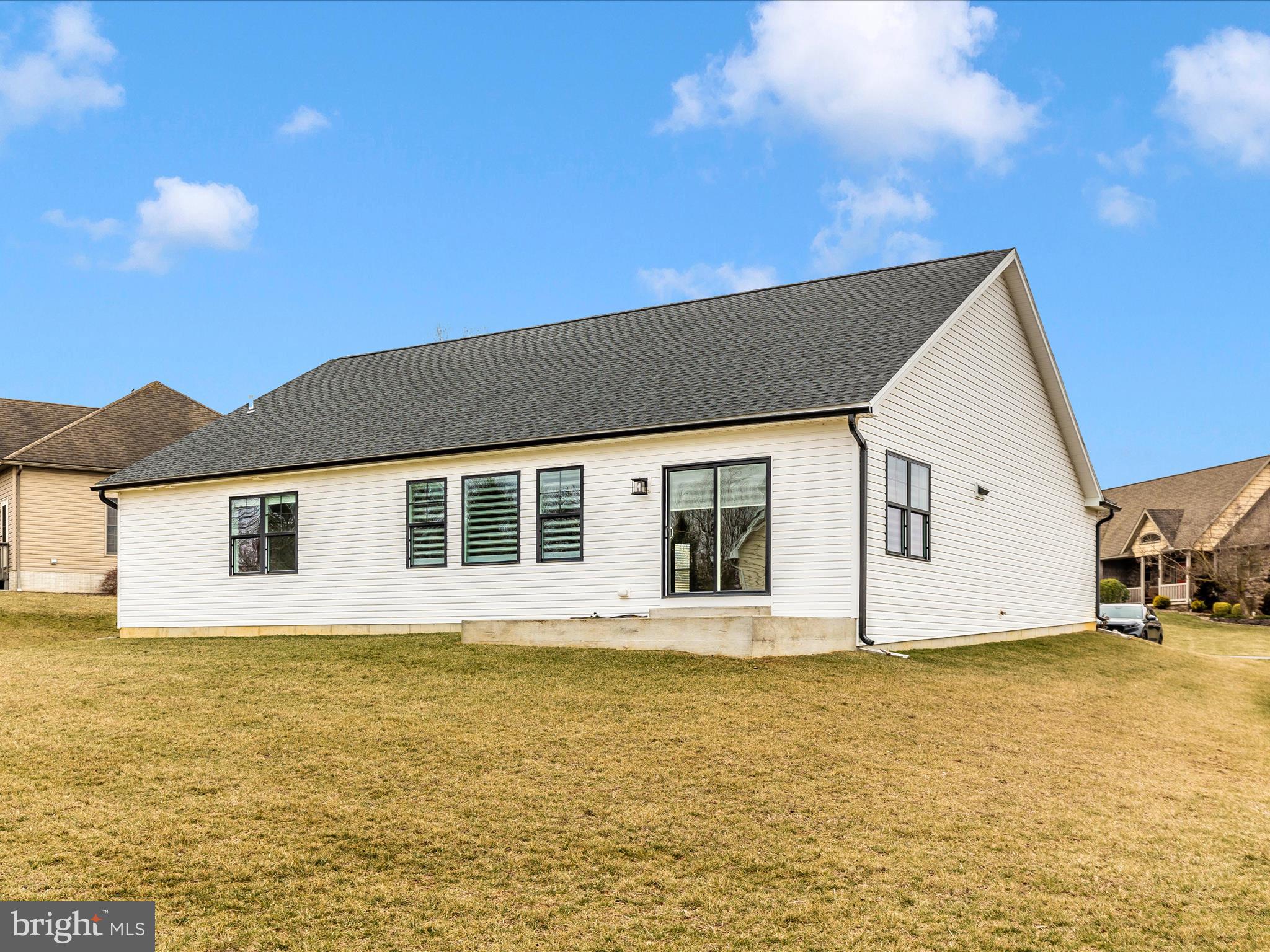 PENN NATIONAL GOLF COURSE COMMUNITY - Residential