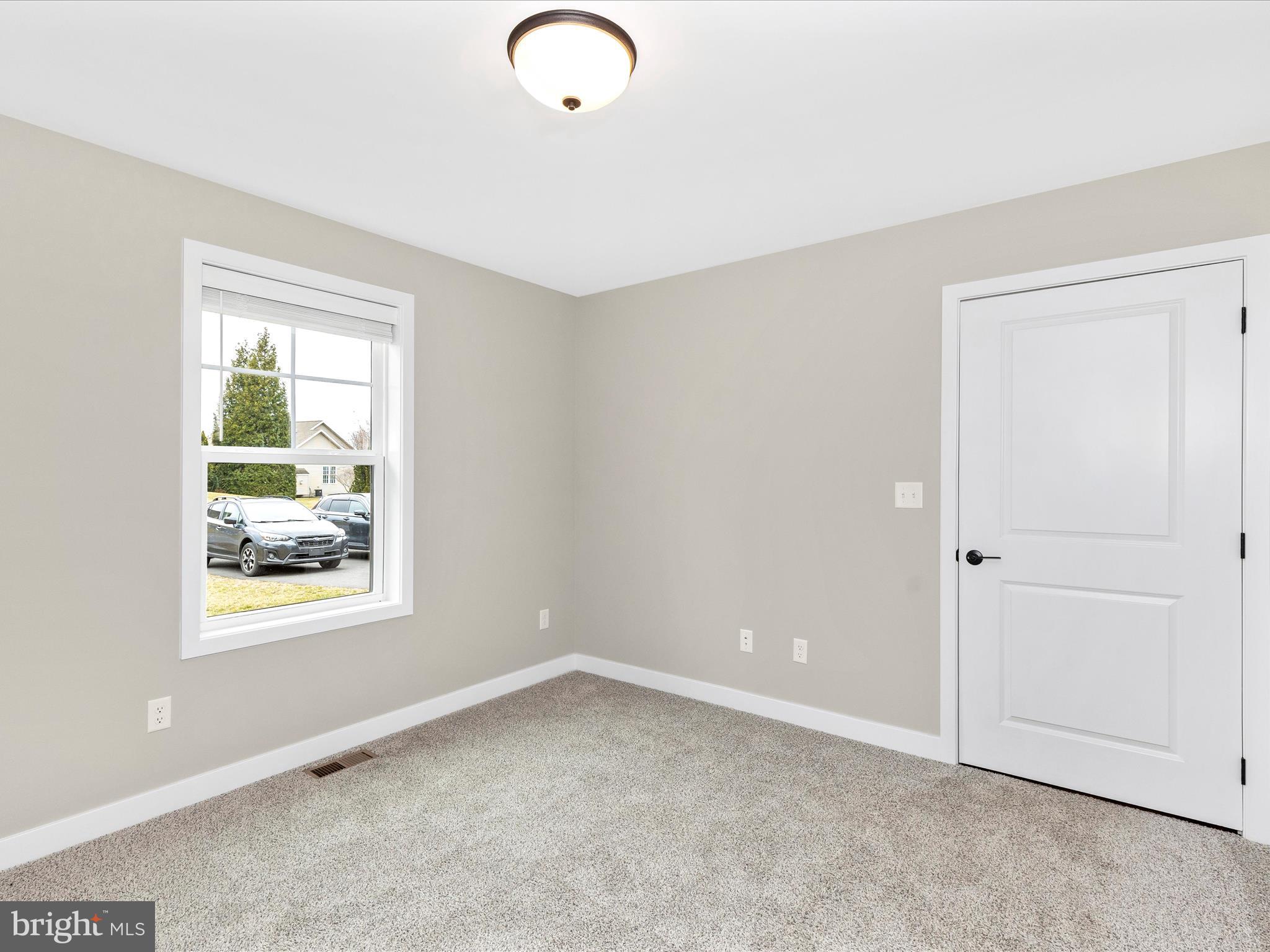 PENN NATIONAL GOLF COURSE COMMUNITY - Residential