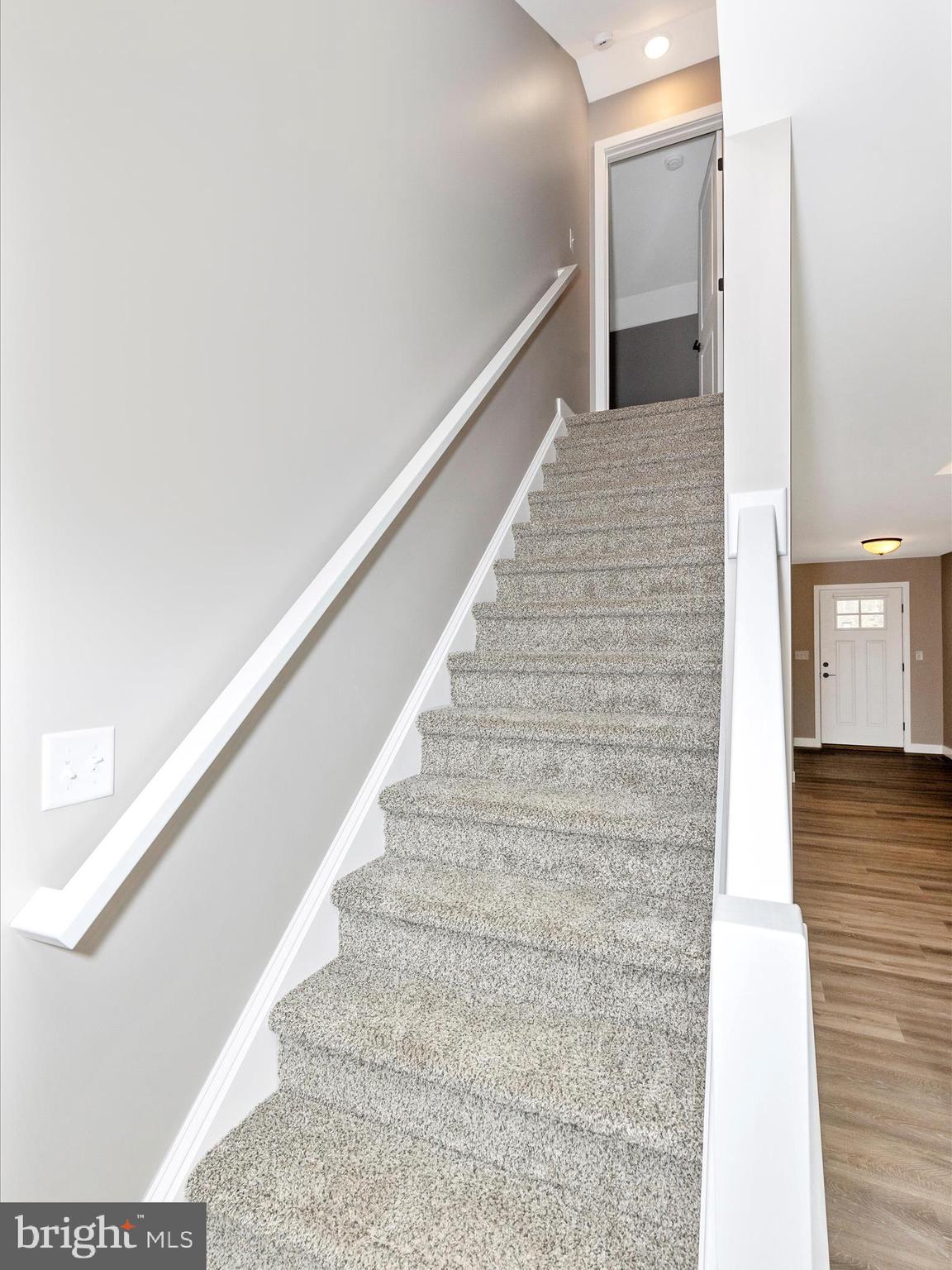 PENN NATIONAL GOLF COURSE COMMUNITY - Residential