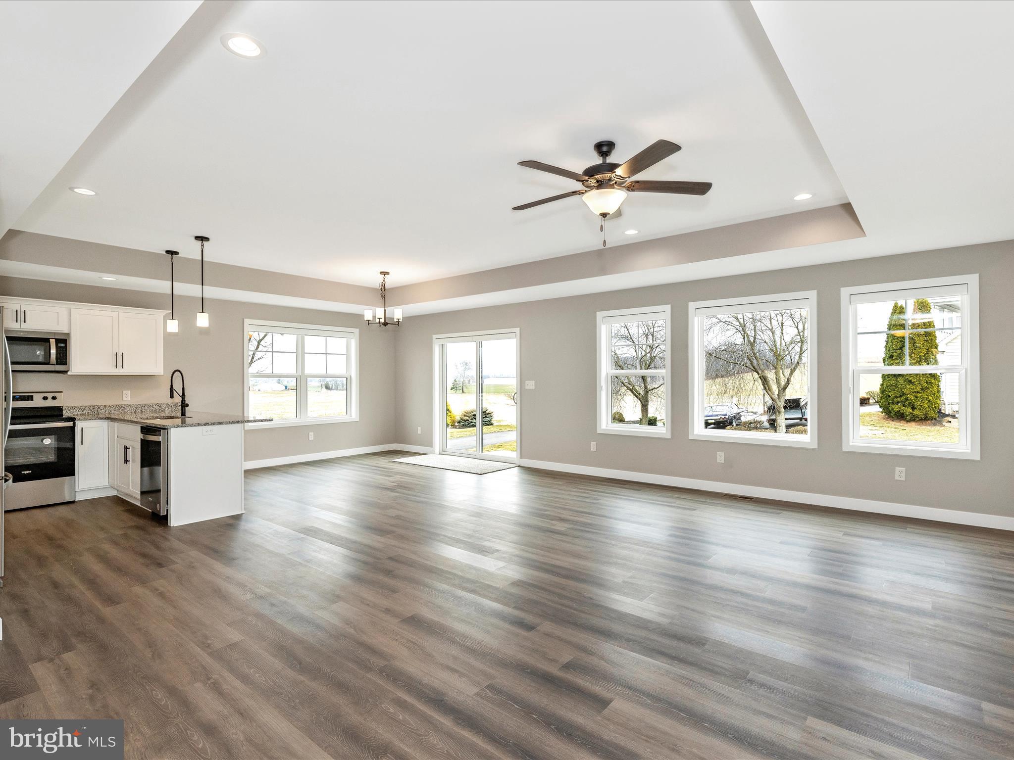 PENN NATIONAL GOLF COURSE COMMUNITY - Residential