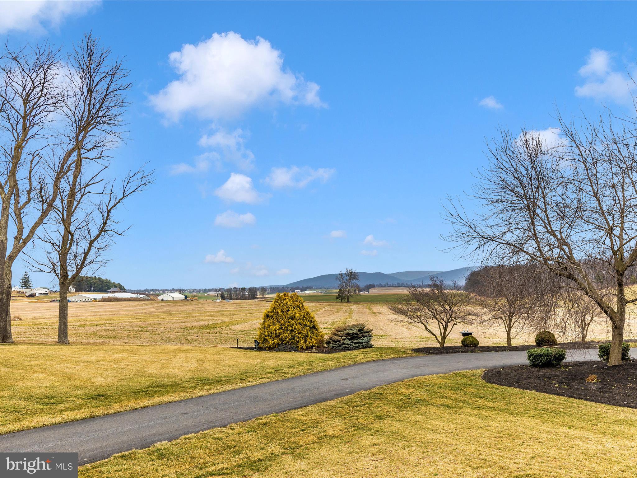 PENN NATIONAL GOLF COURSE COMMUNITY - Residential
