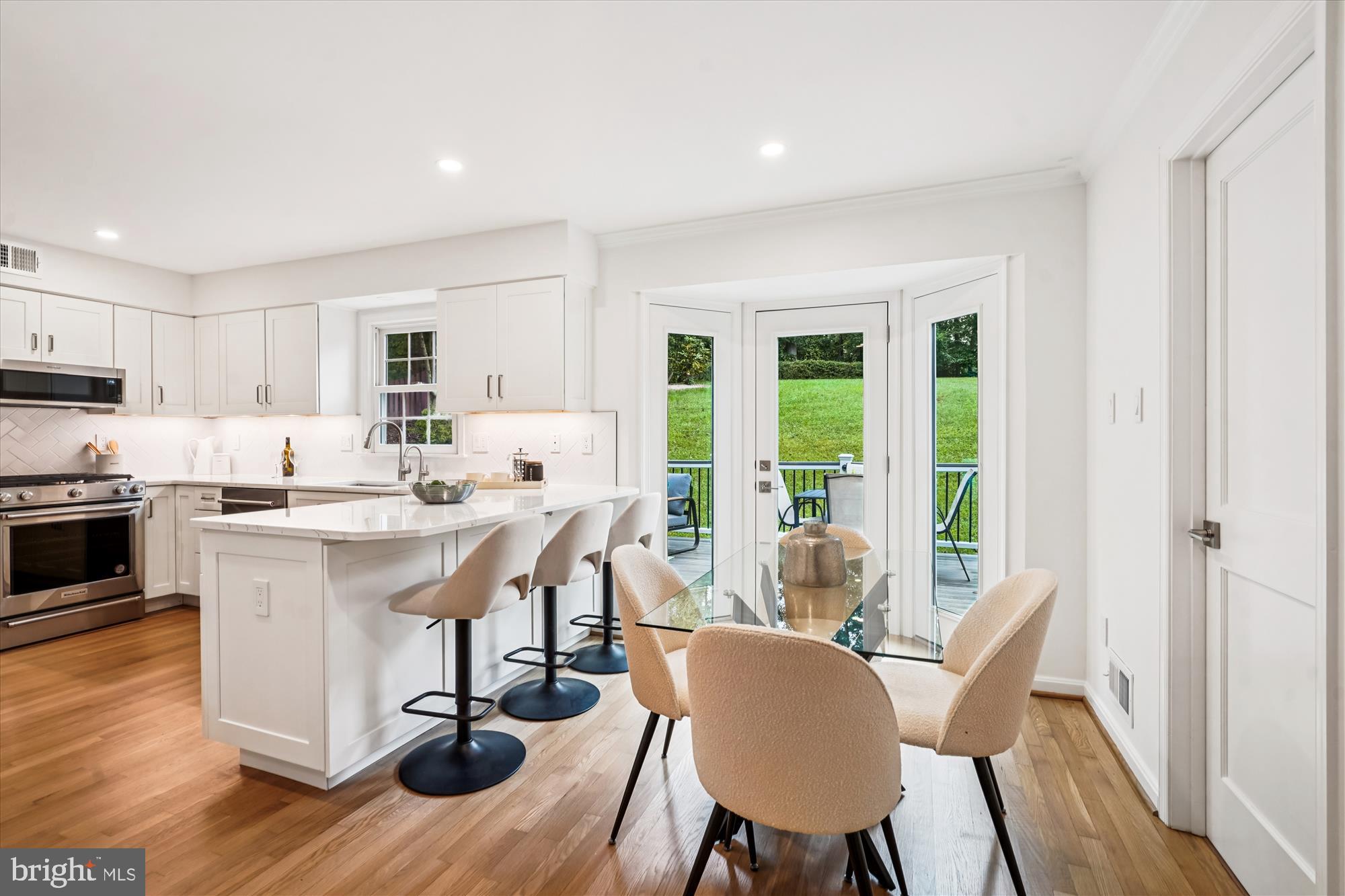 VALEWOOD MANOR - Residential