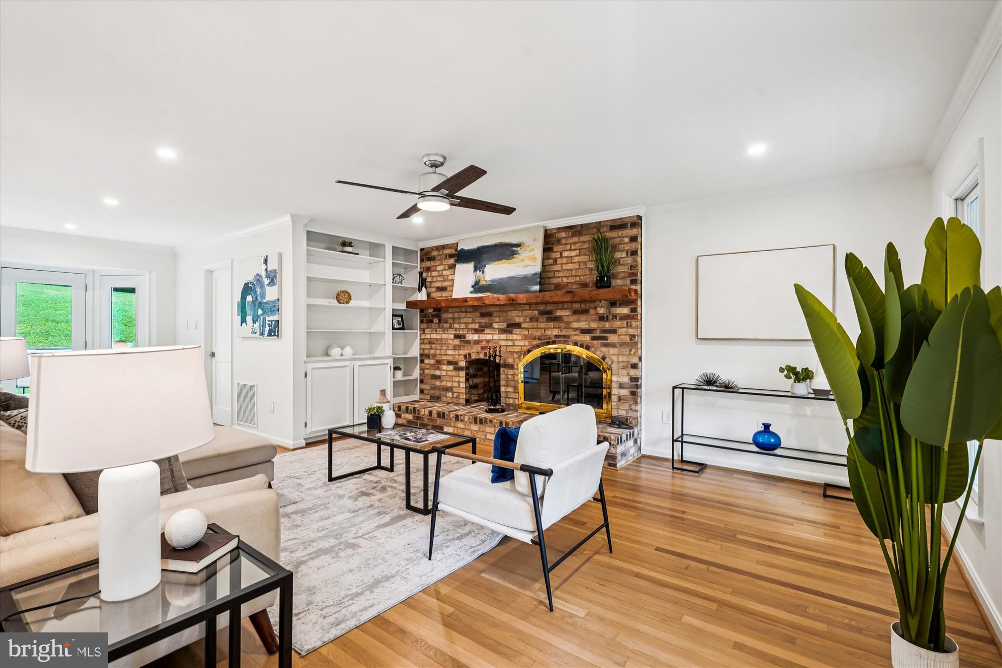 VALEWOOD MANOR - Residential