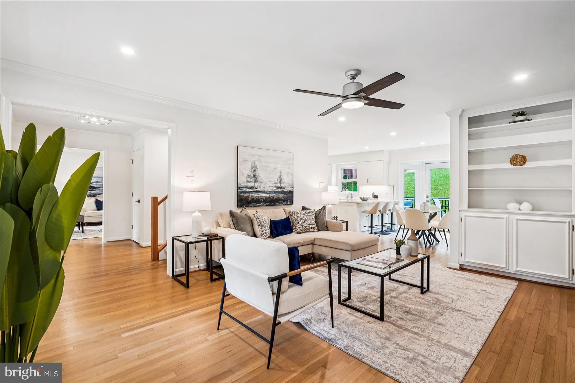 VALEWOOD MANOR - Residential