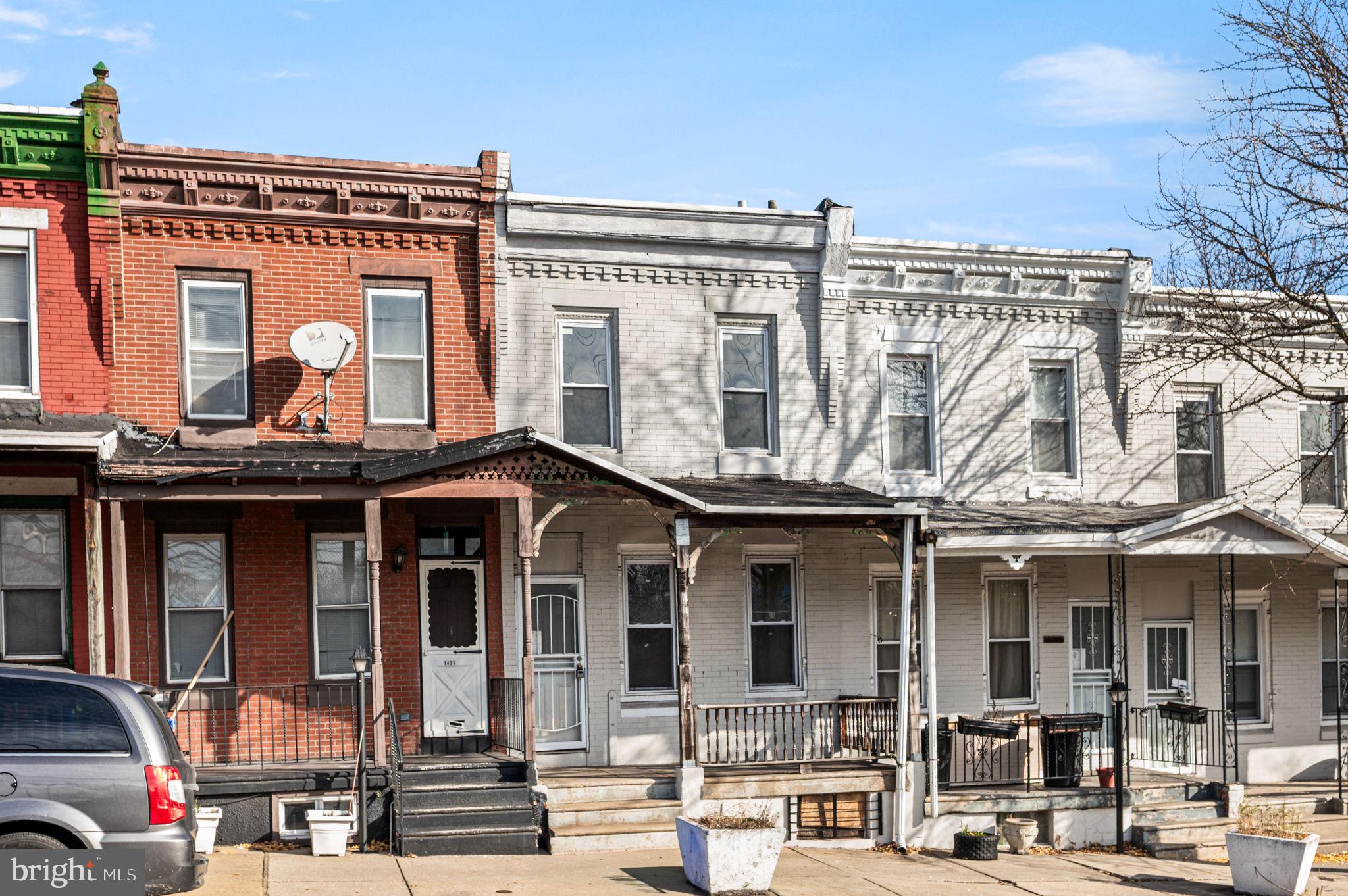 SQUIRREL HILL - Residential