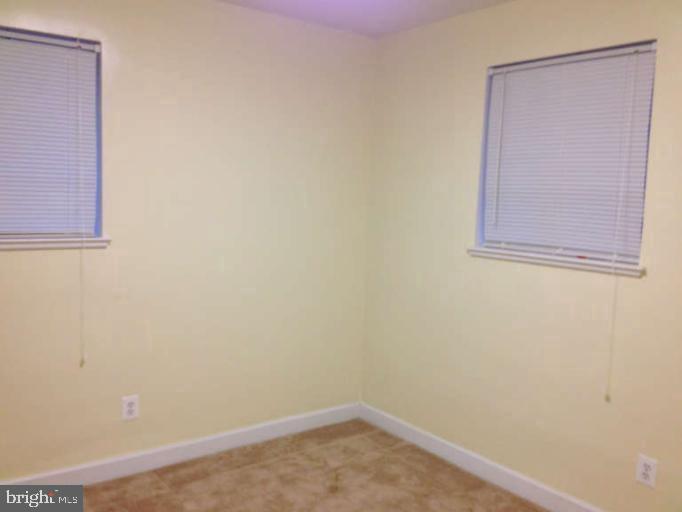 HOLMES RUN PARK - Residential