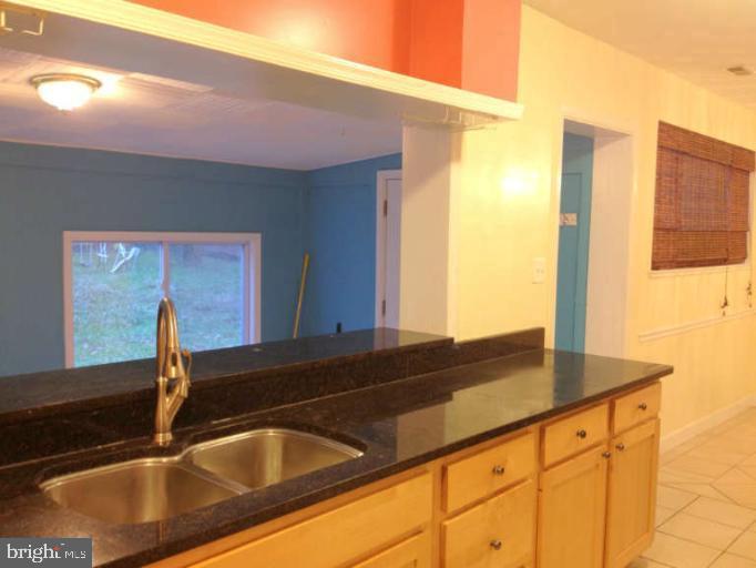 HOLMES RUN PARK - Residential