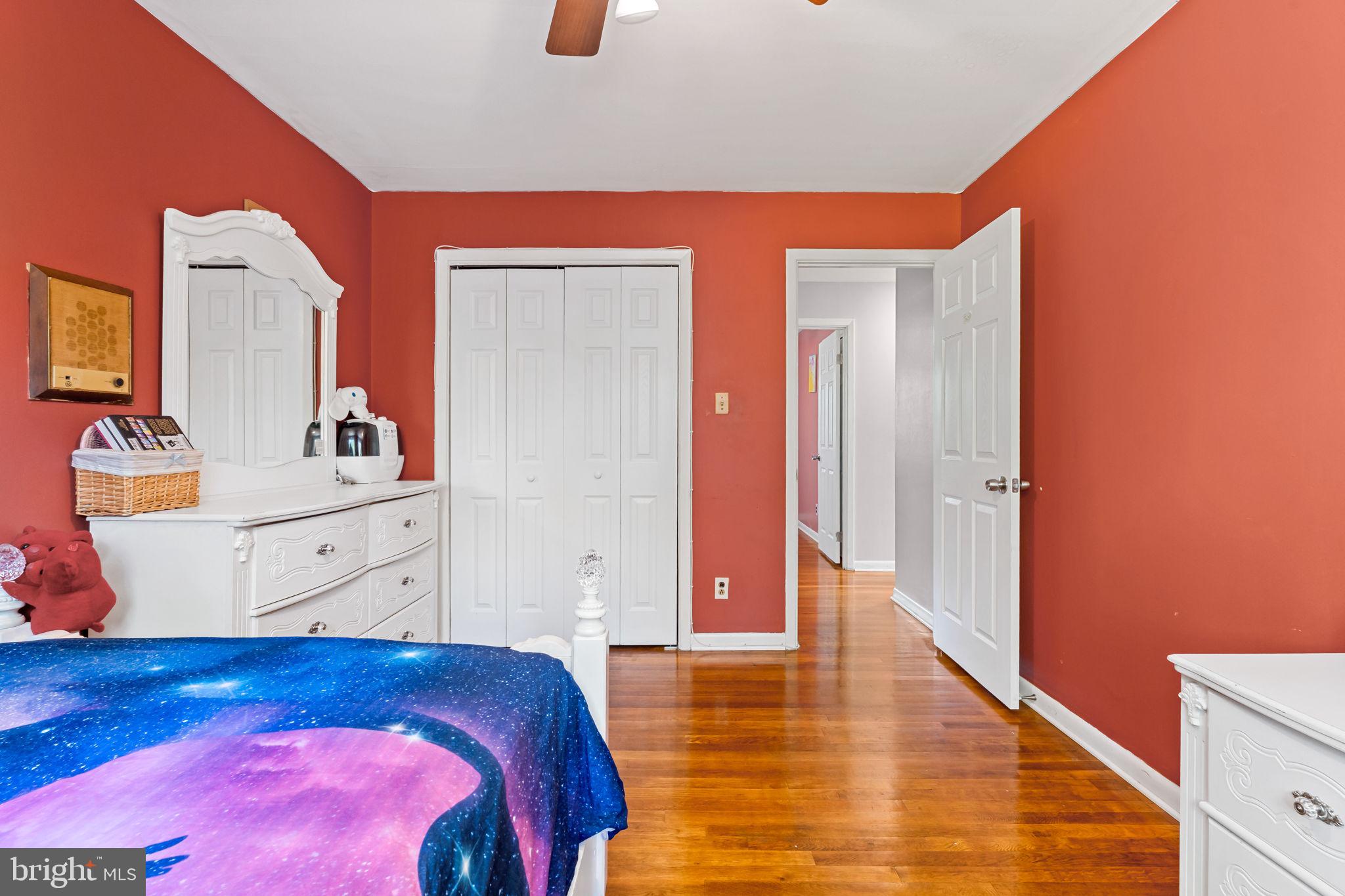 HOLLY HILL MANOR - Residential