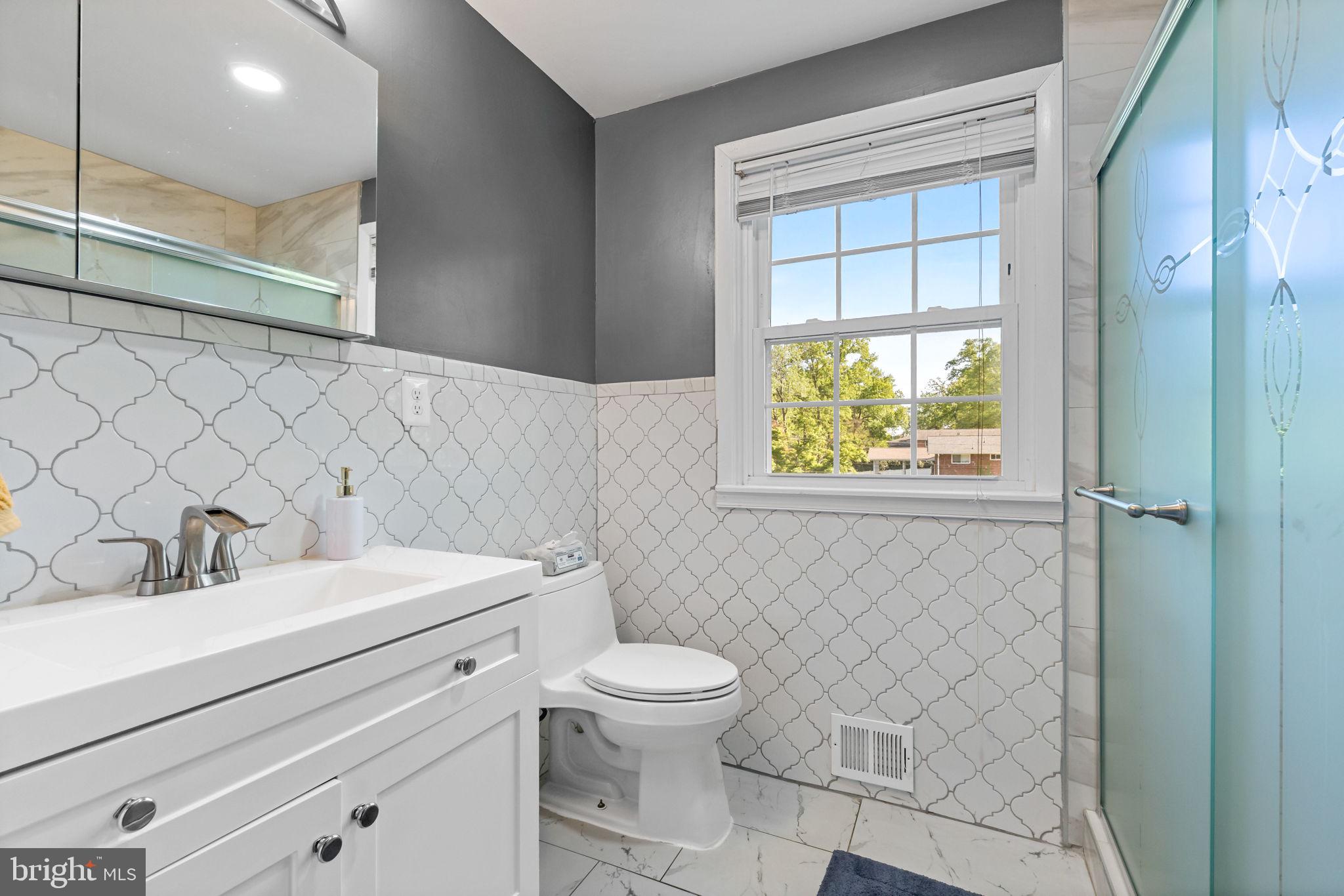 HOLLY HILL MANOR - Residential