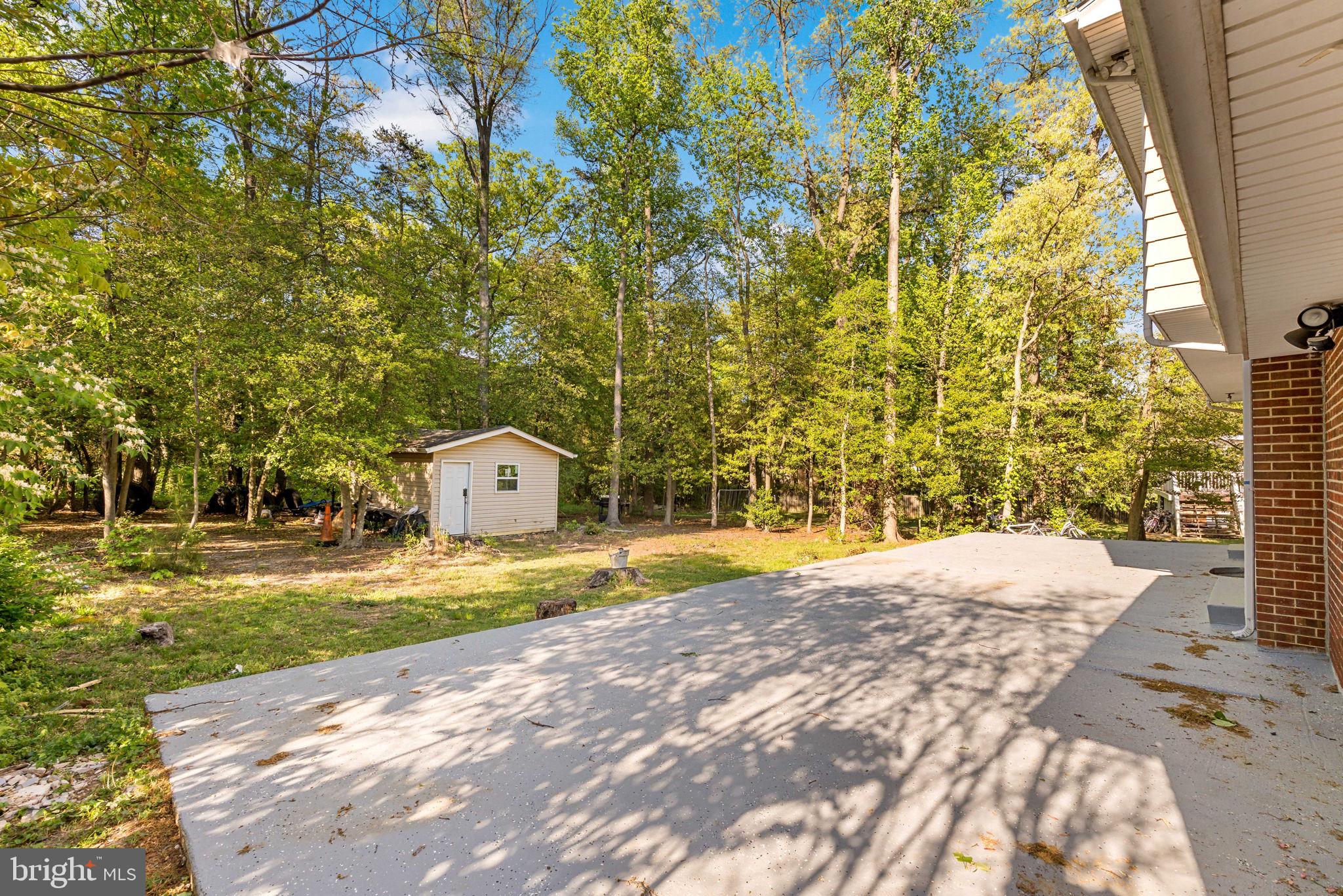 HOLLY HILL MANOR - Residential