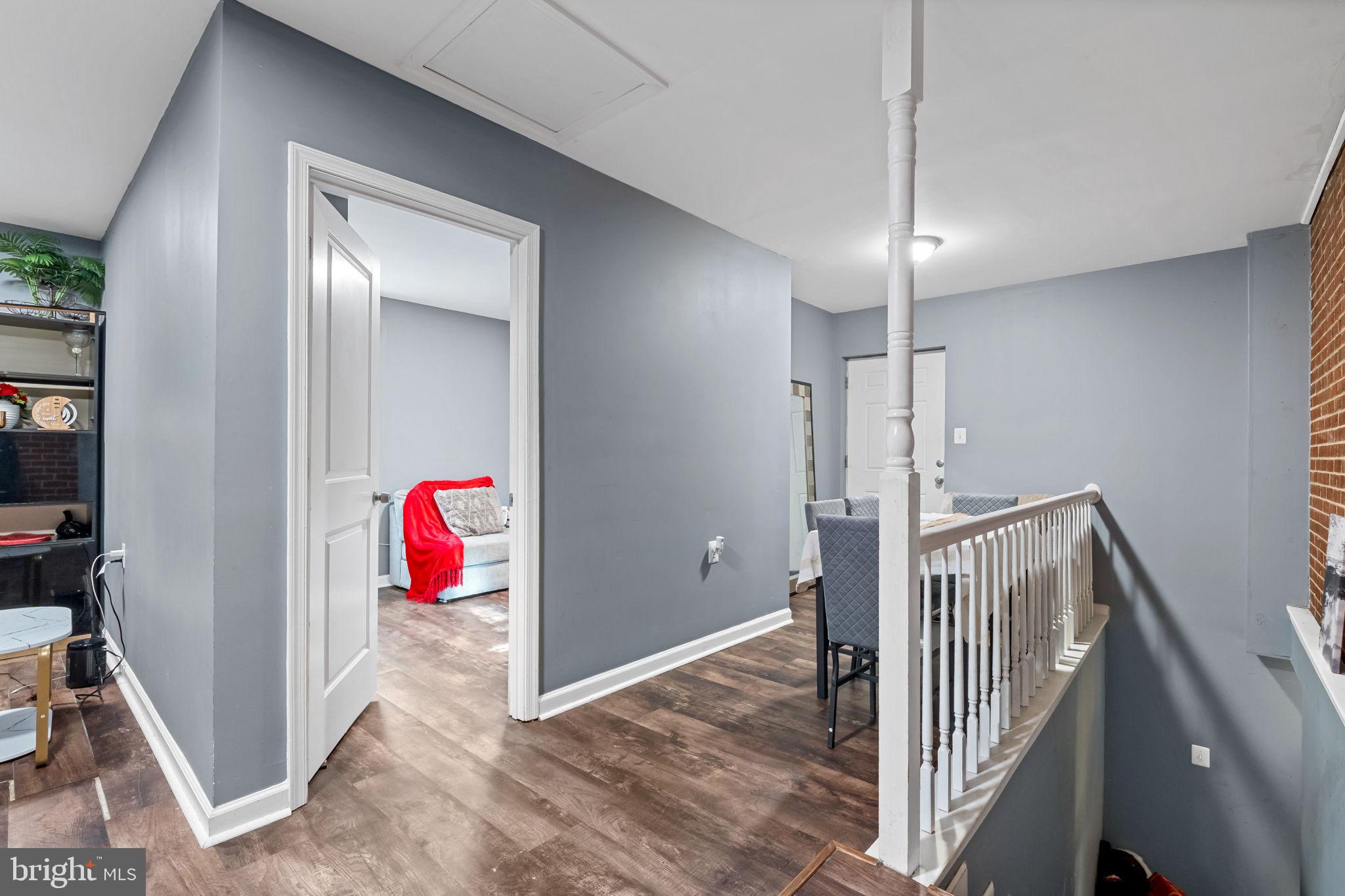 HOLLY HILL MANOR - Residential