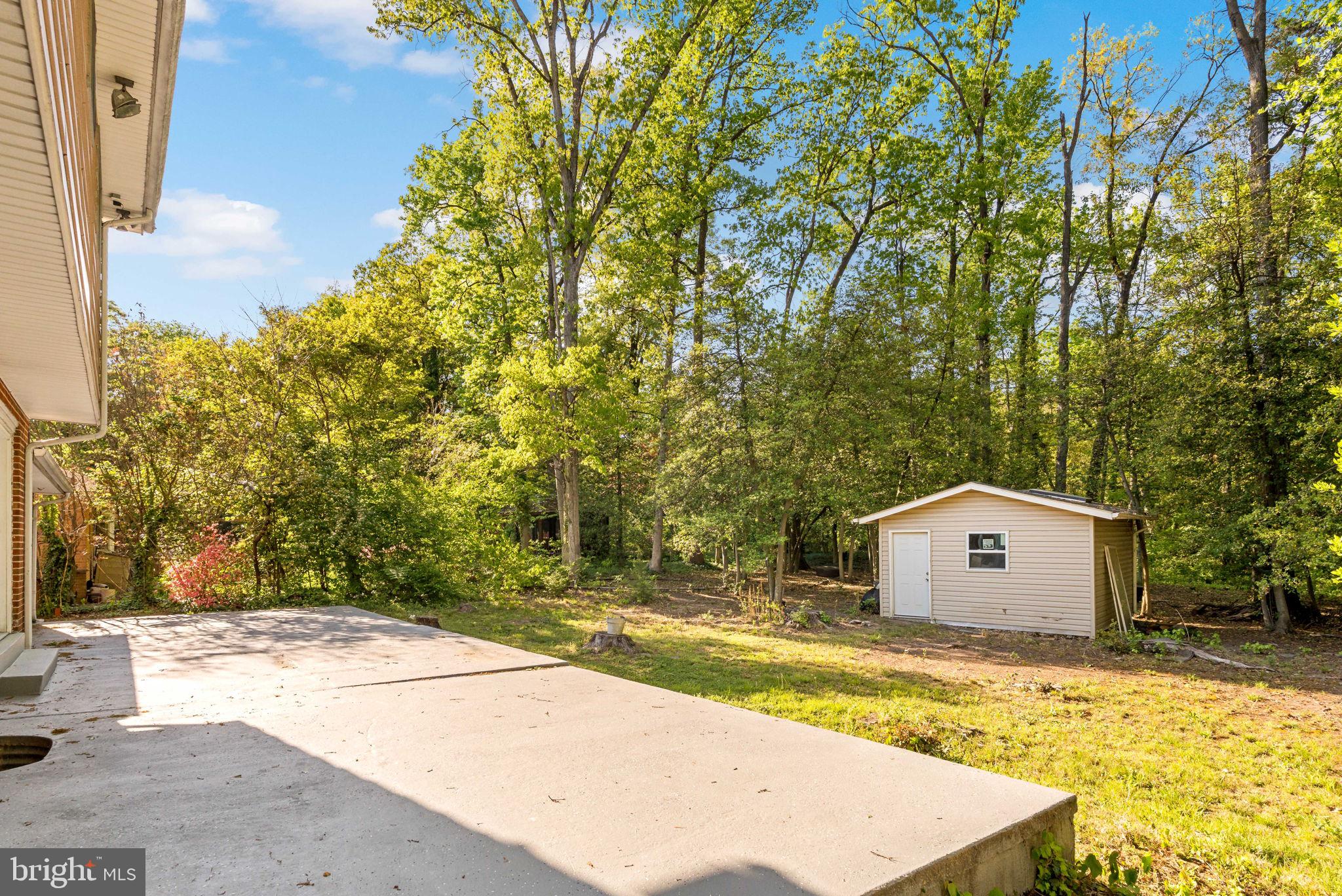 HOLLY HILL MANOR - Residential