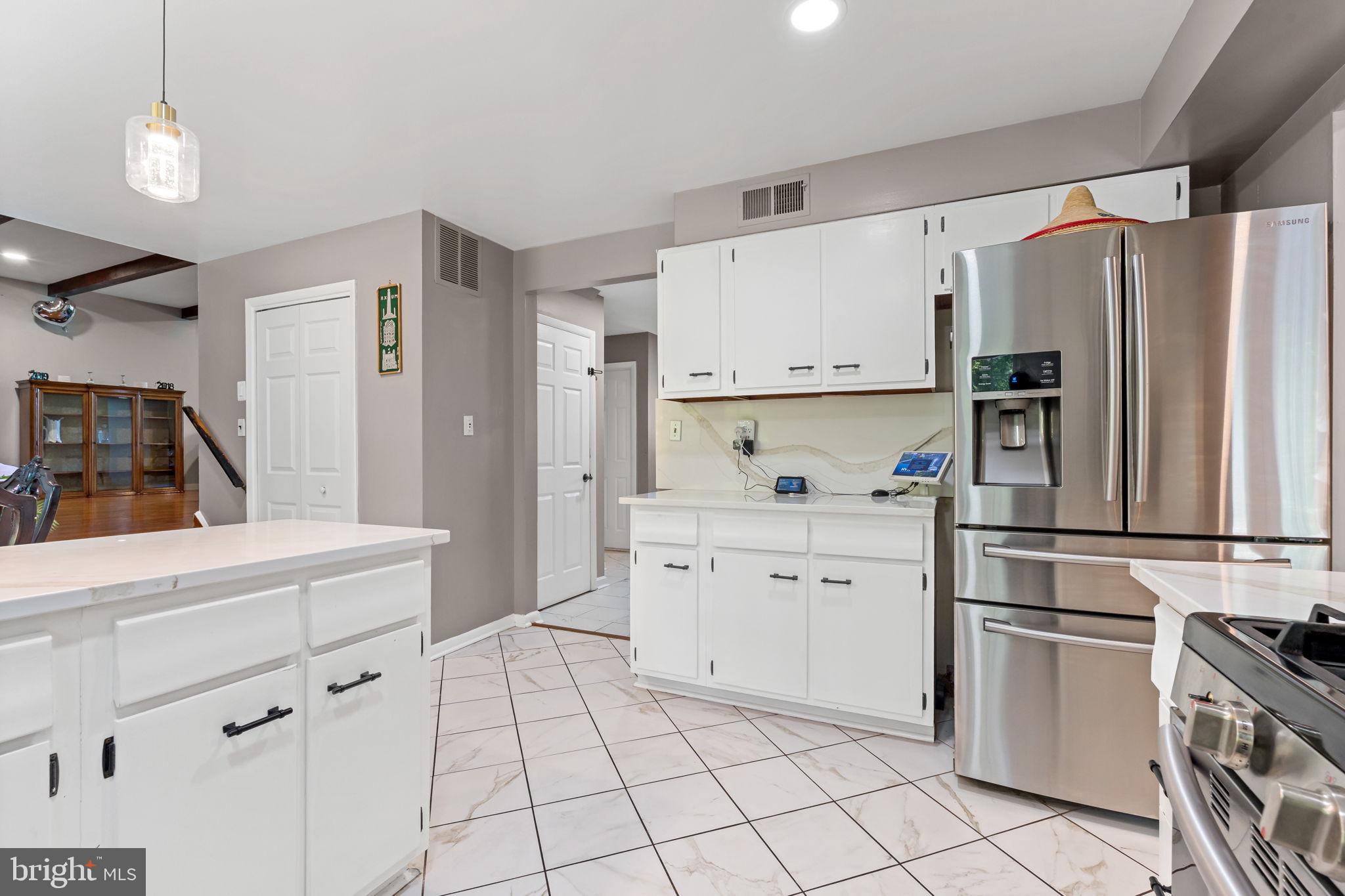 HOLLY HILL MANOR - Residential