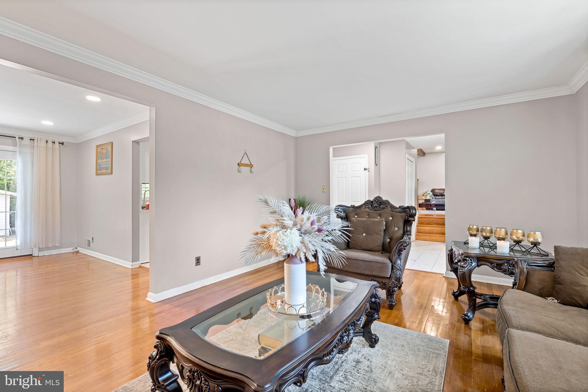 HOLLY HILL MANOR - Residential