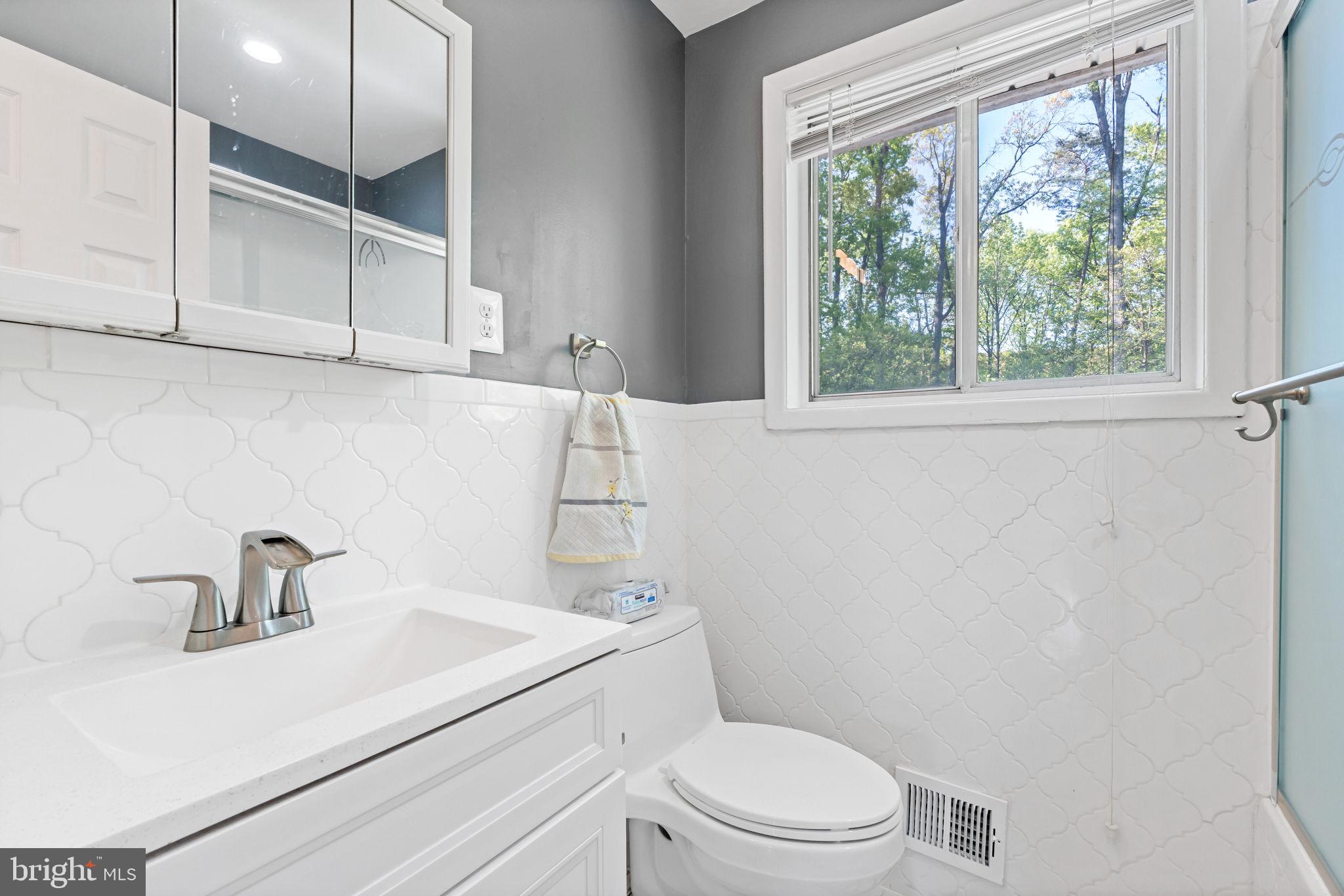 HOLLY HILL MANOR - Residential