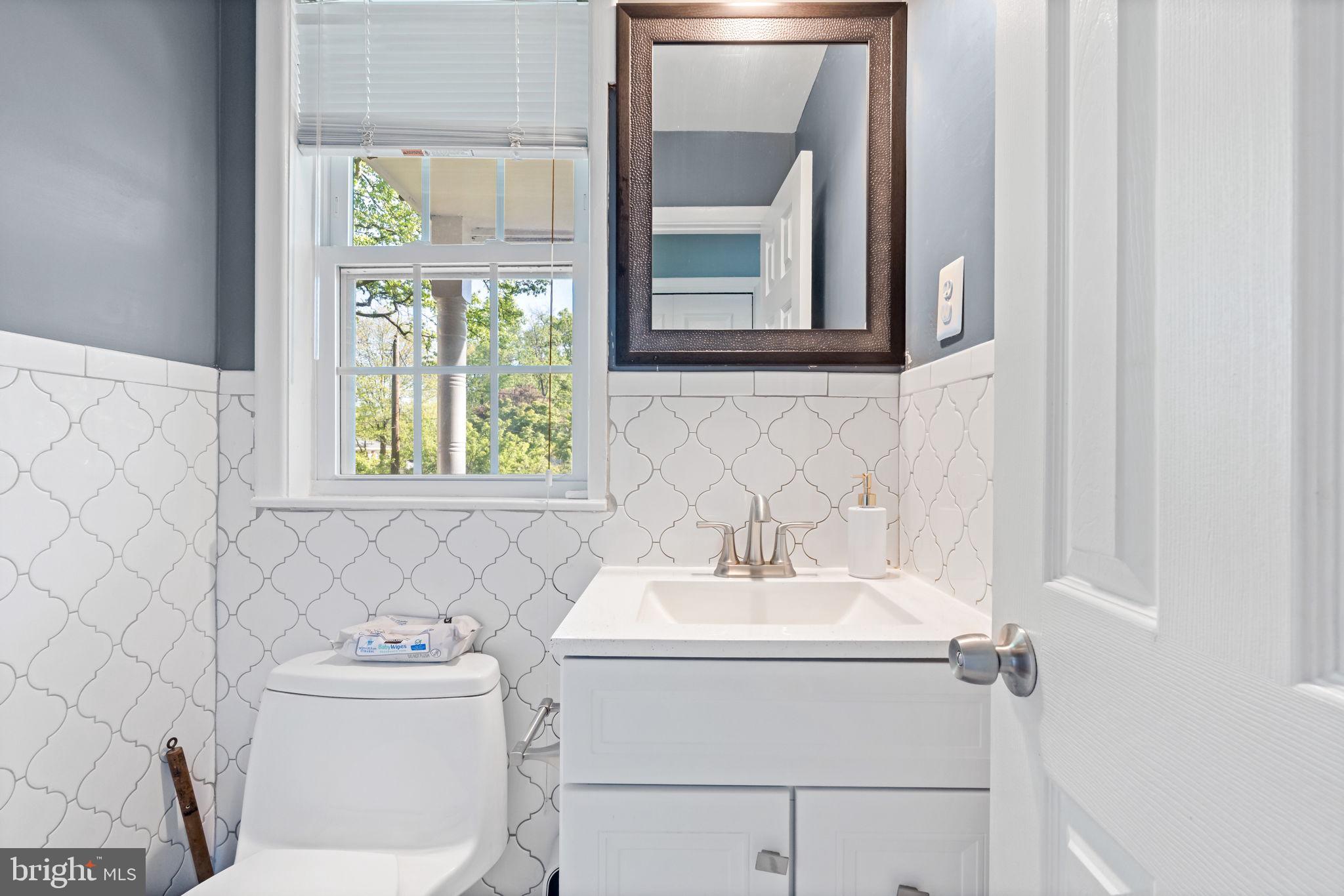 HOLLY HILL MANOR - Residential