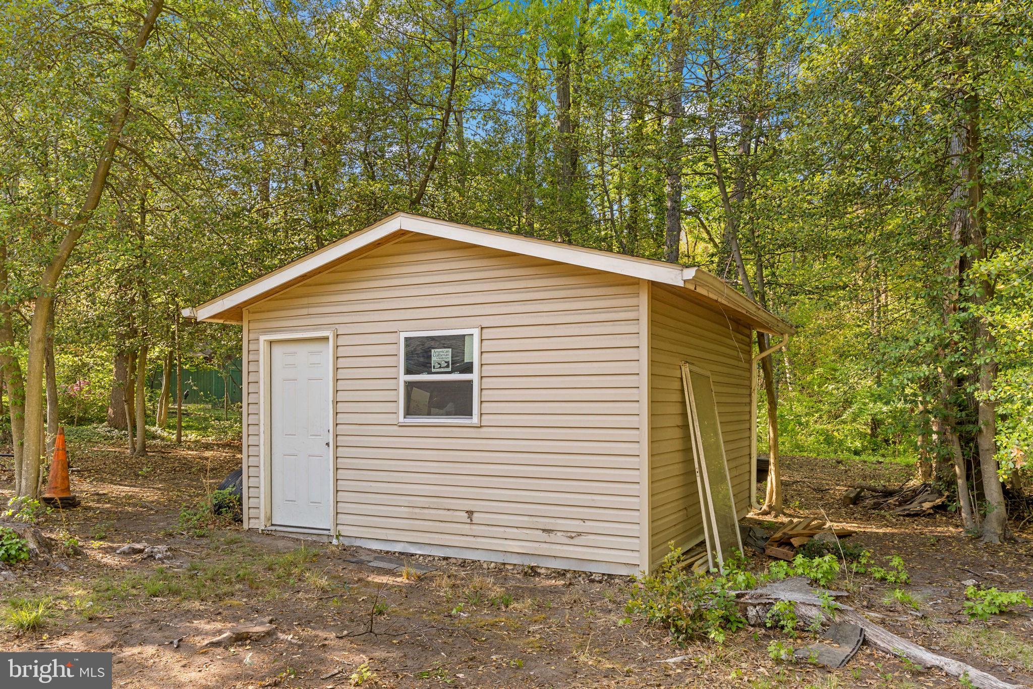 HOLLY HILL MANOR - Residential