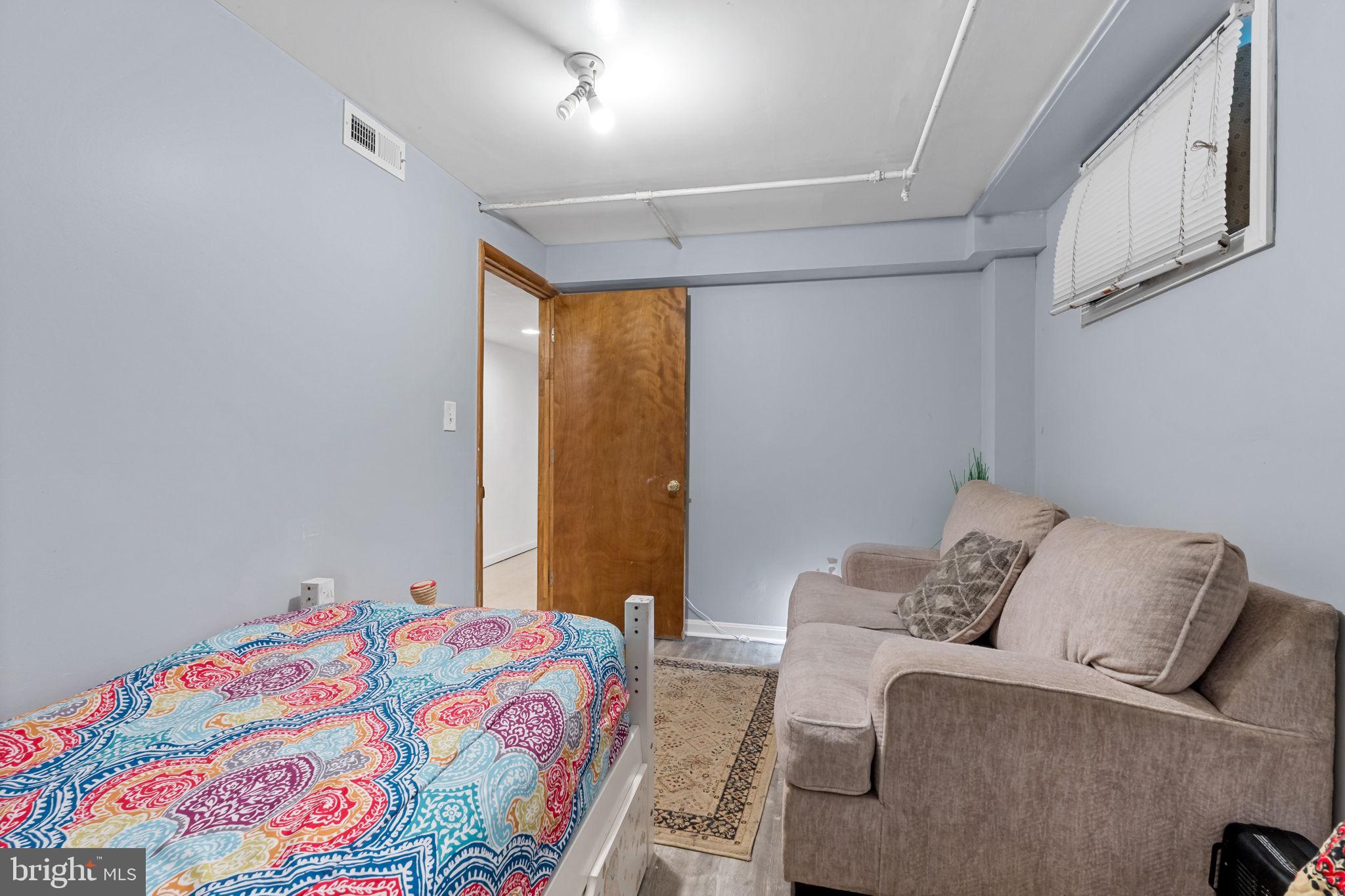 HOLLY HILL MANOR - Residential