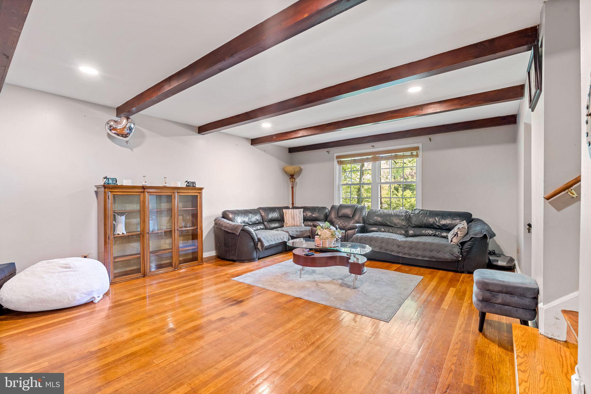 HOLLY HILL MANOR - Residential