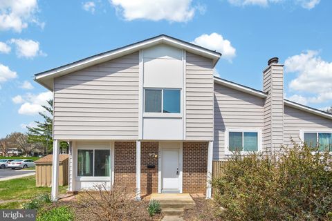 Townhouse For Sale - 18545 Tarragon Way<br/> GERMANTOWN, MD 20874