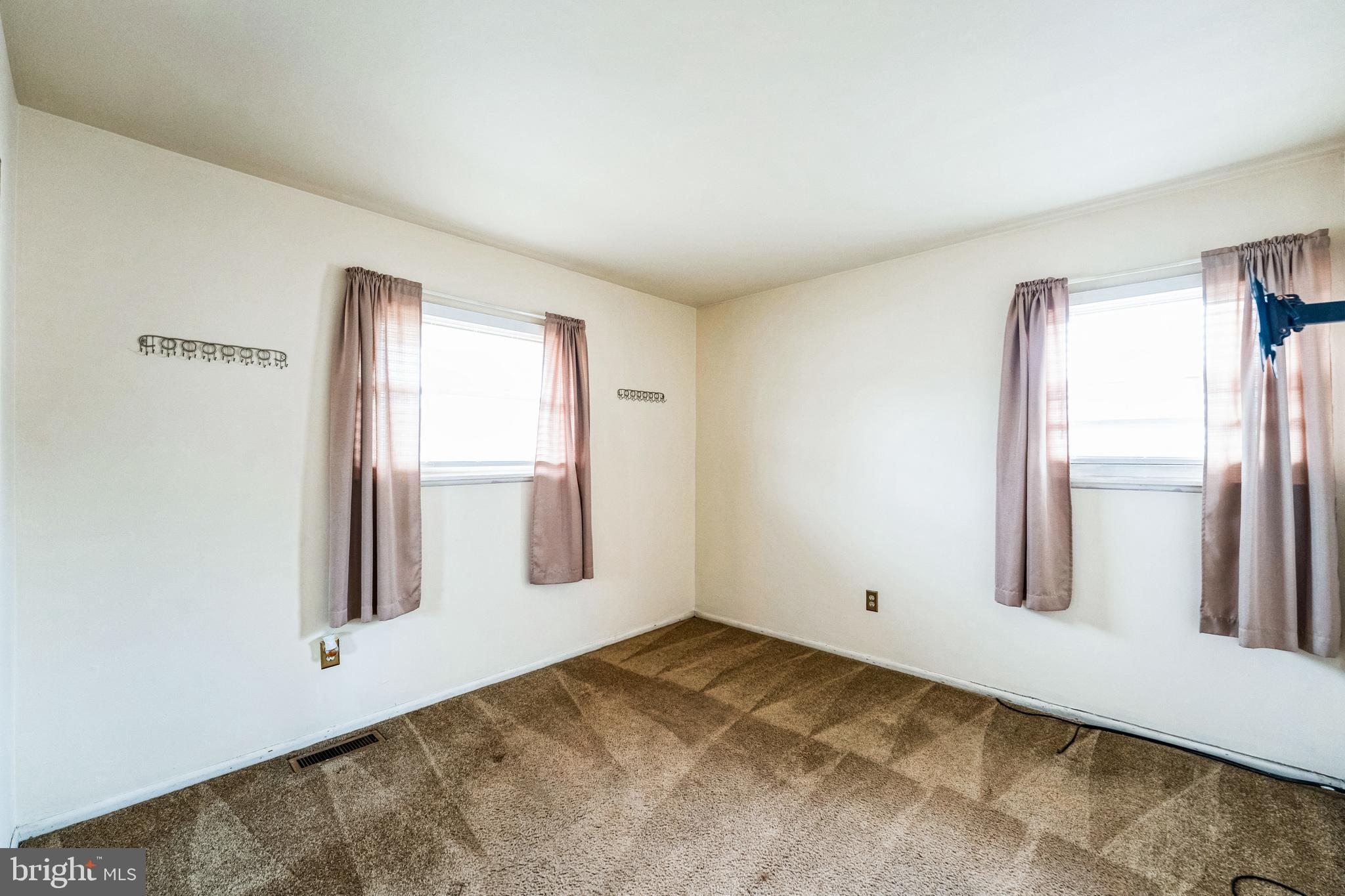 HIGHLAND GARDENS - Residential