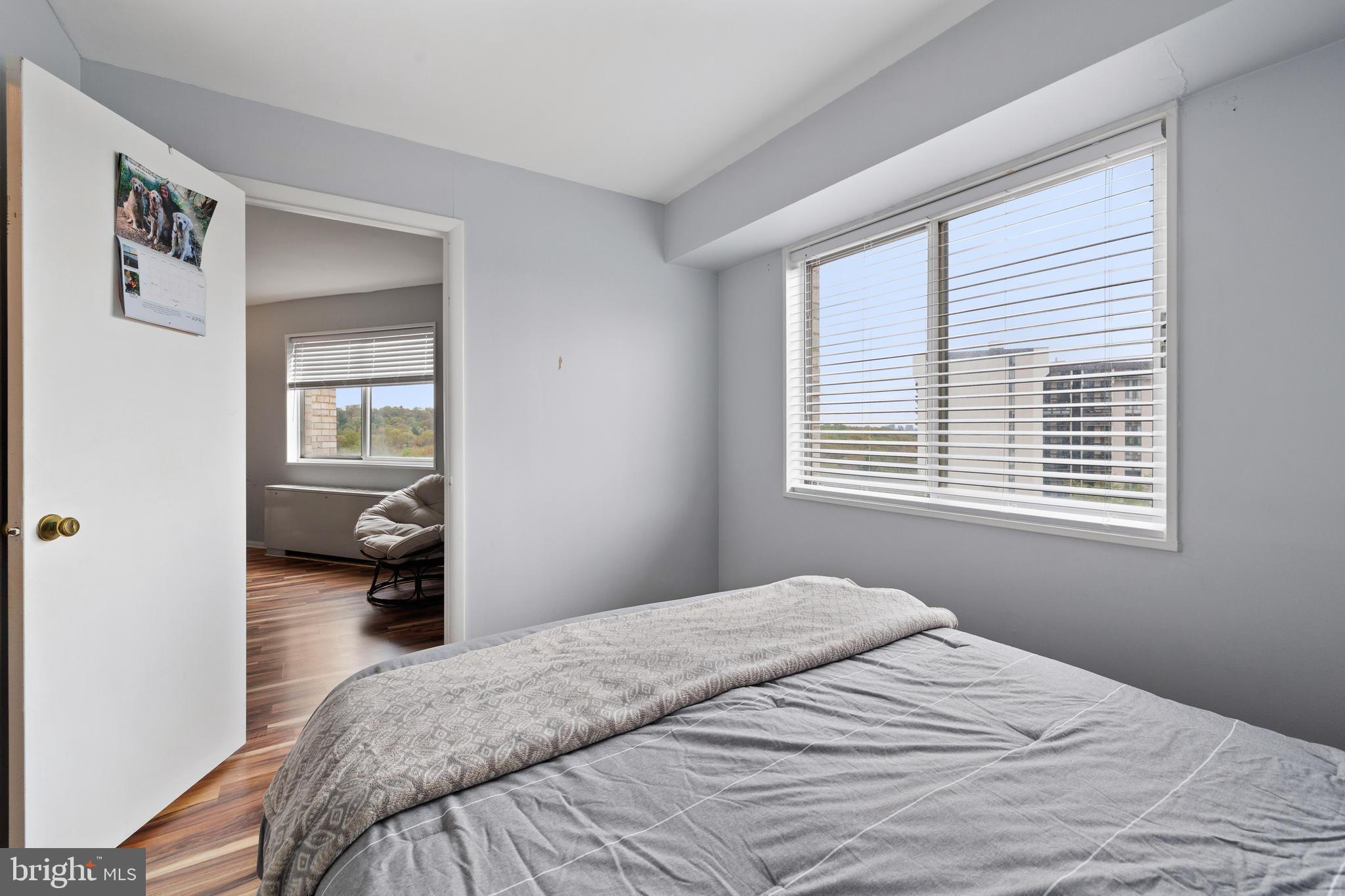 PAVILION ON THE PARK - Residential