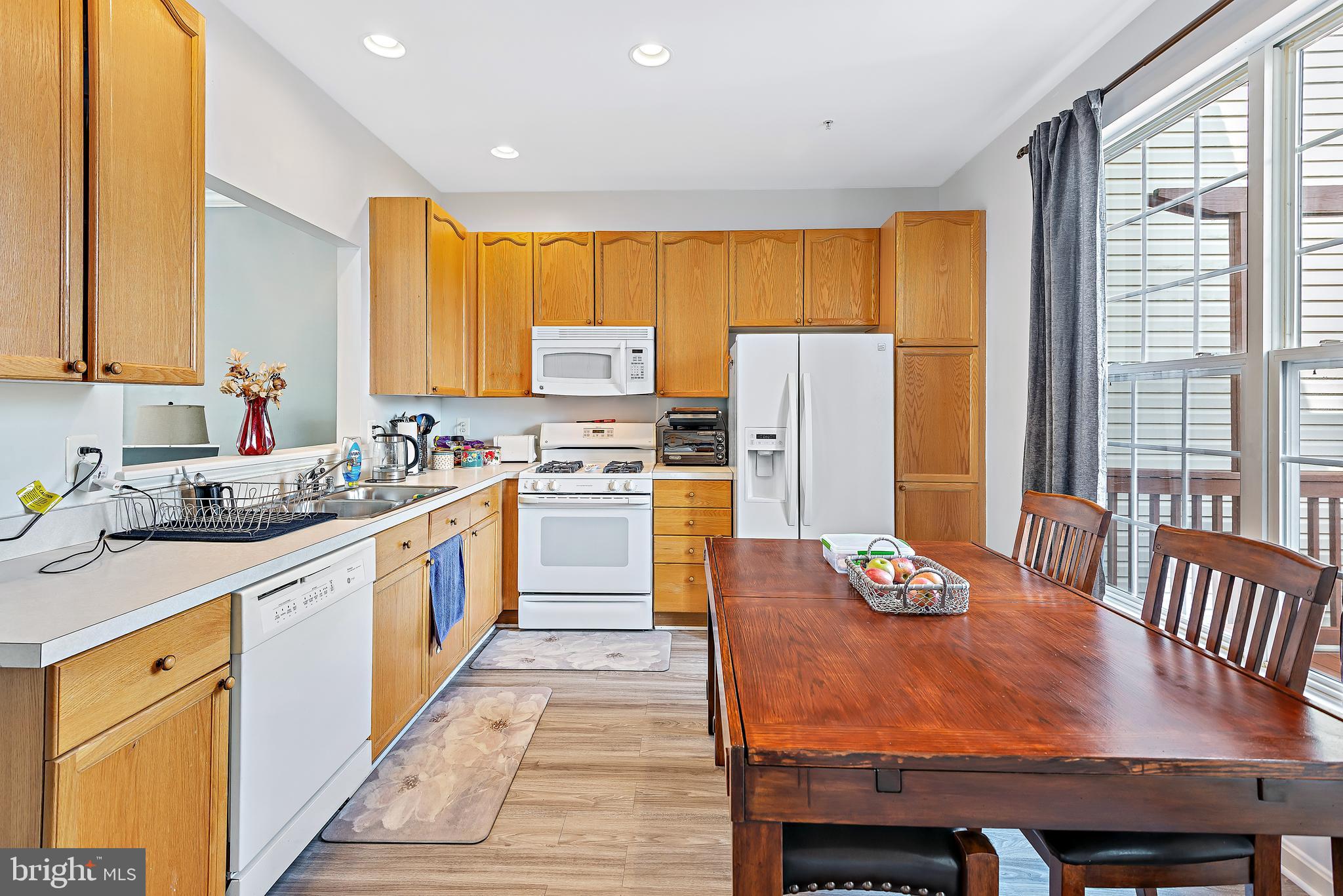 NORTH CROSSING - Residential