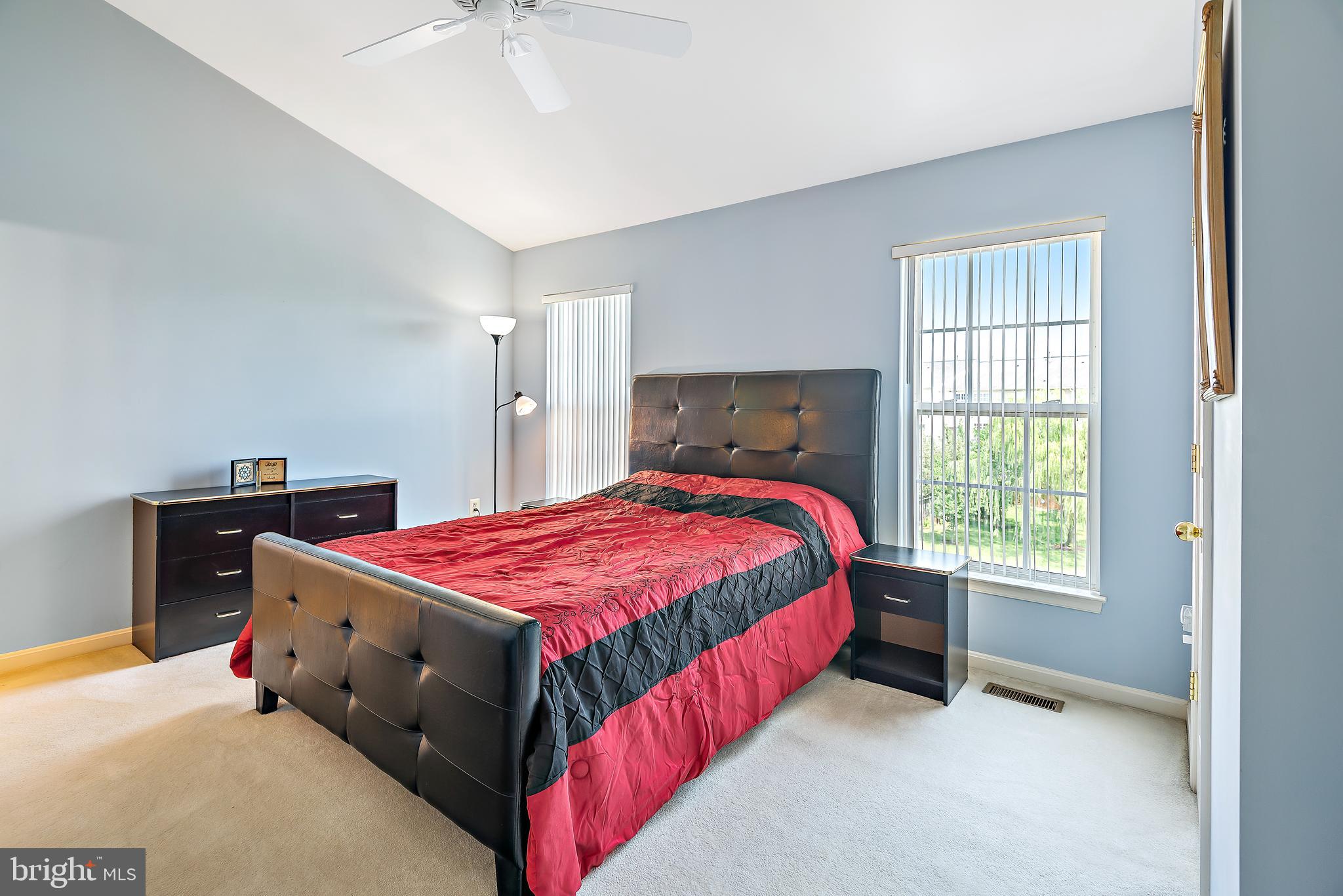 NORTH CROSSING - Residential