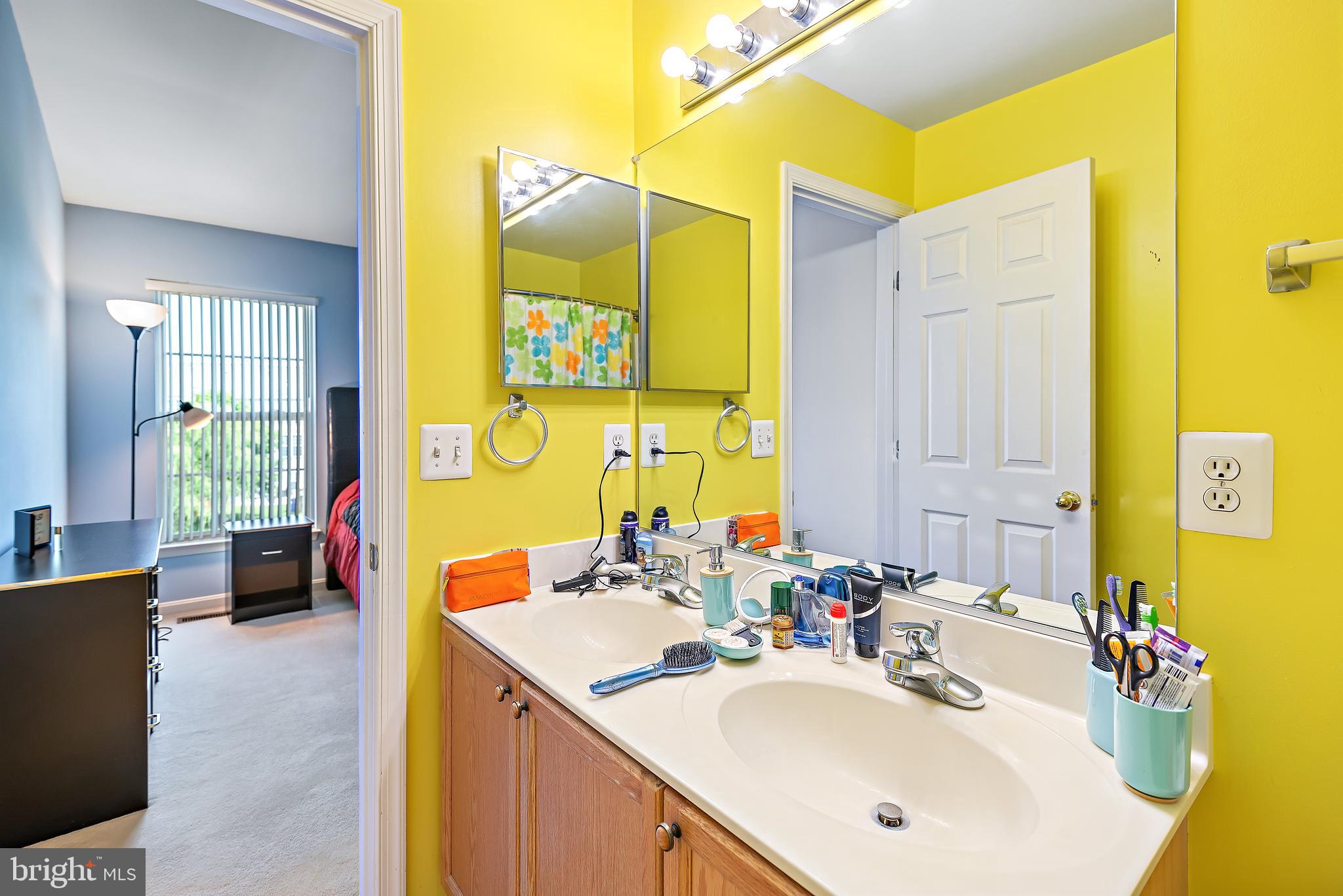 NORTH CROSSING - Residential