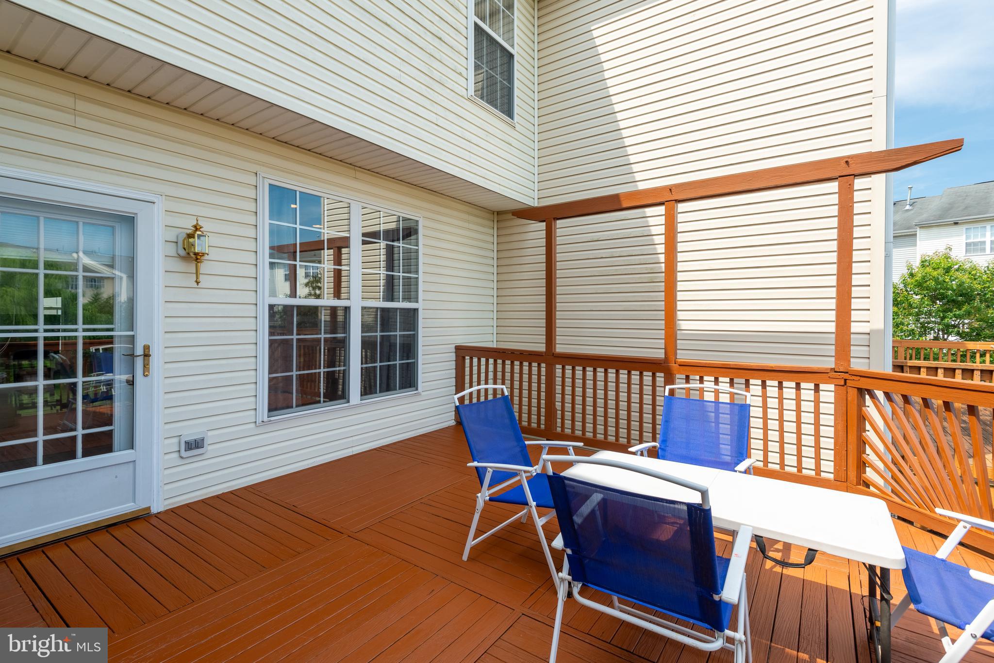 NORTH CROSSING - Residential