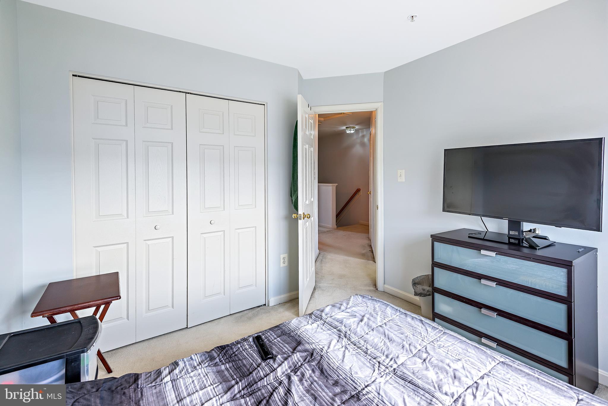 NORTH CROSSING - Residential