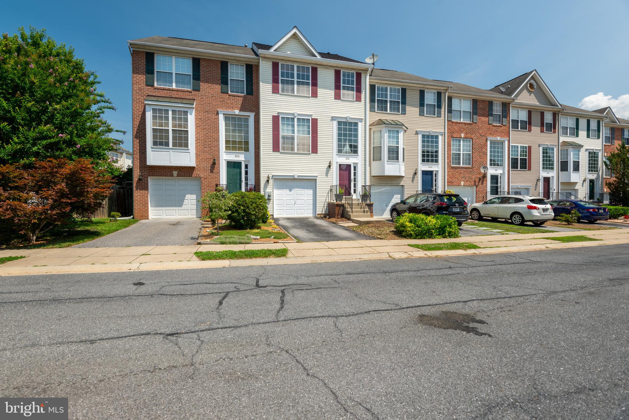 NORTH CROSSING - Residential