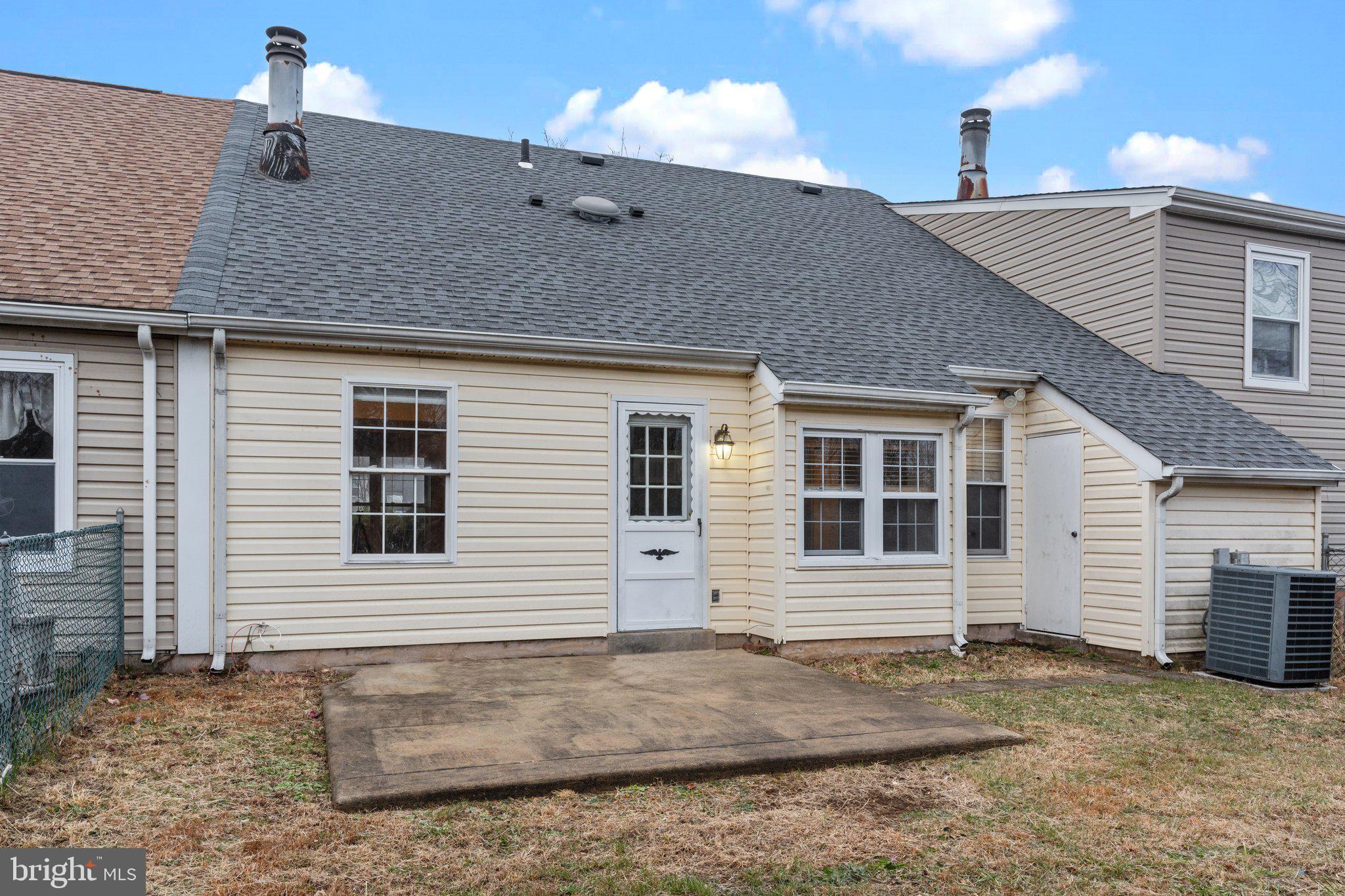 NESHAMINY VALLEY - Residential