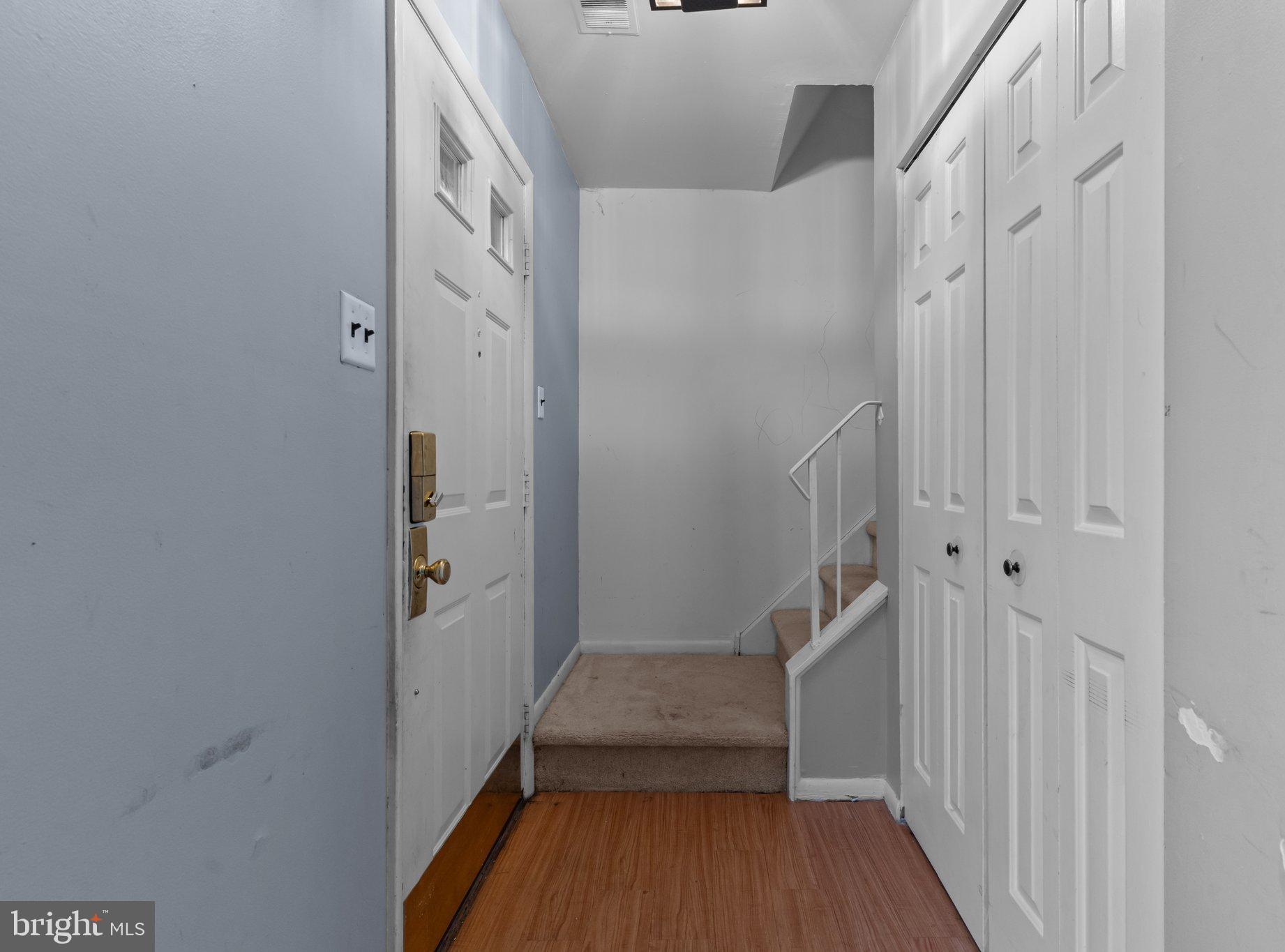 NESHAMINY VALLEY - Residential