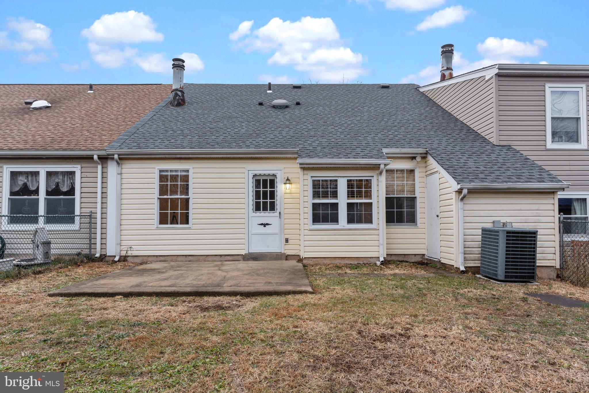 NESHAMINY VALLEY - Residential