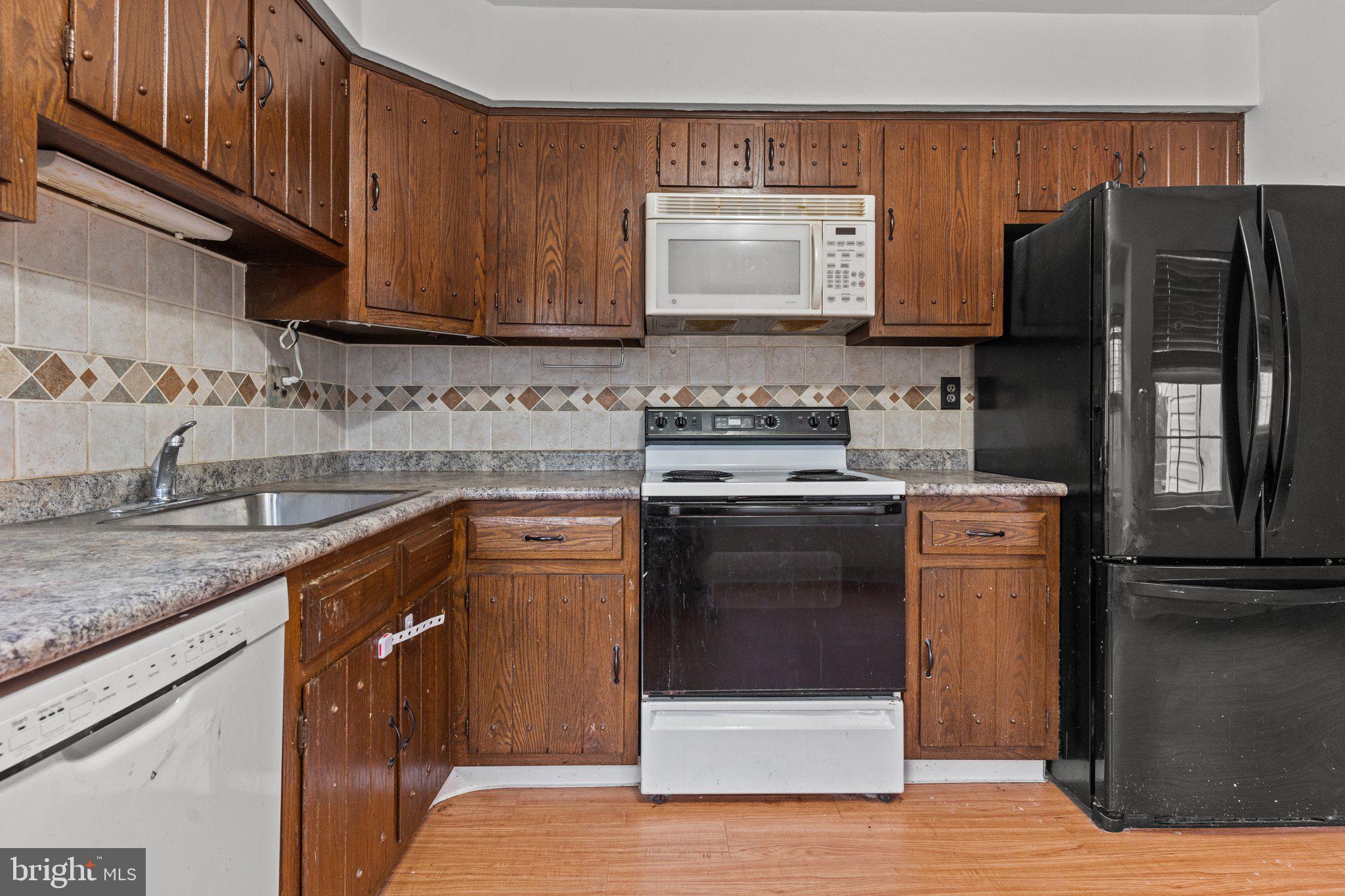 NESHAMINY VALLEY - Residential