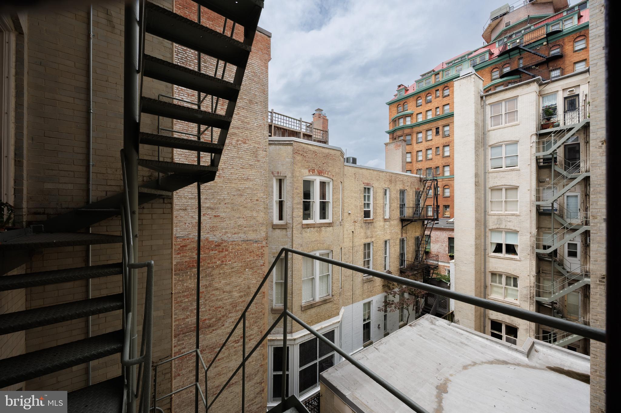 MOUNT VERNON PLACE HISTORIC DISTRICT - Residential