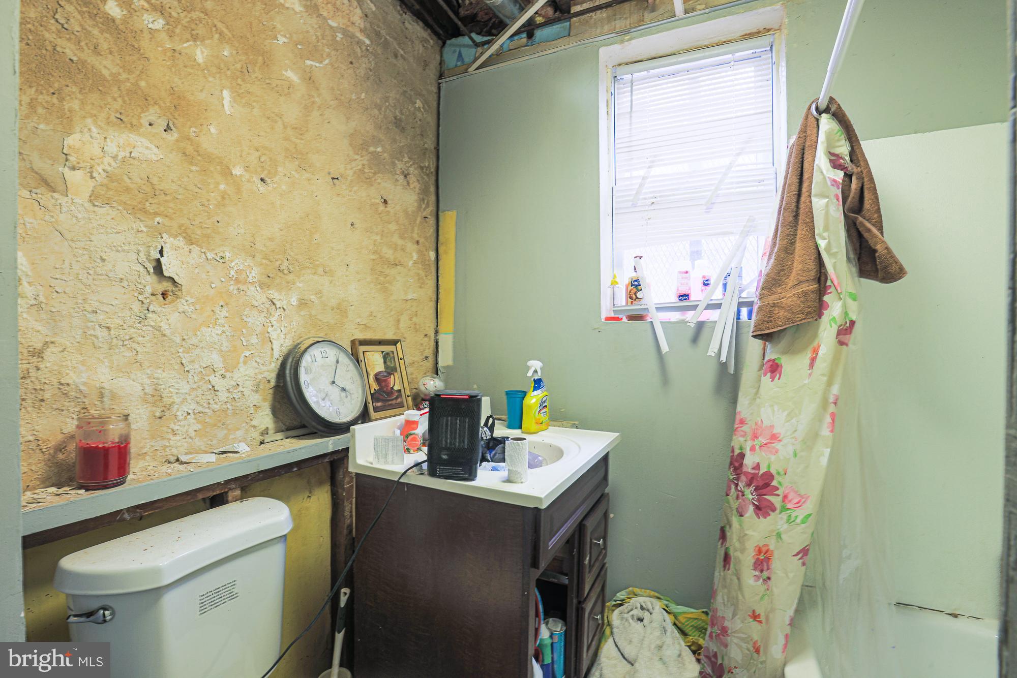 CURTIS BAY - Residential Income