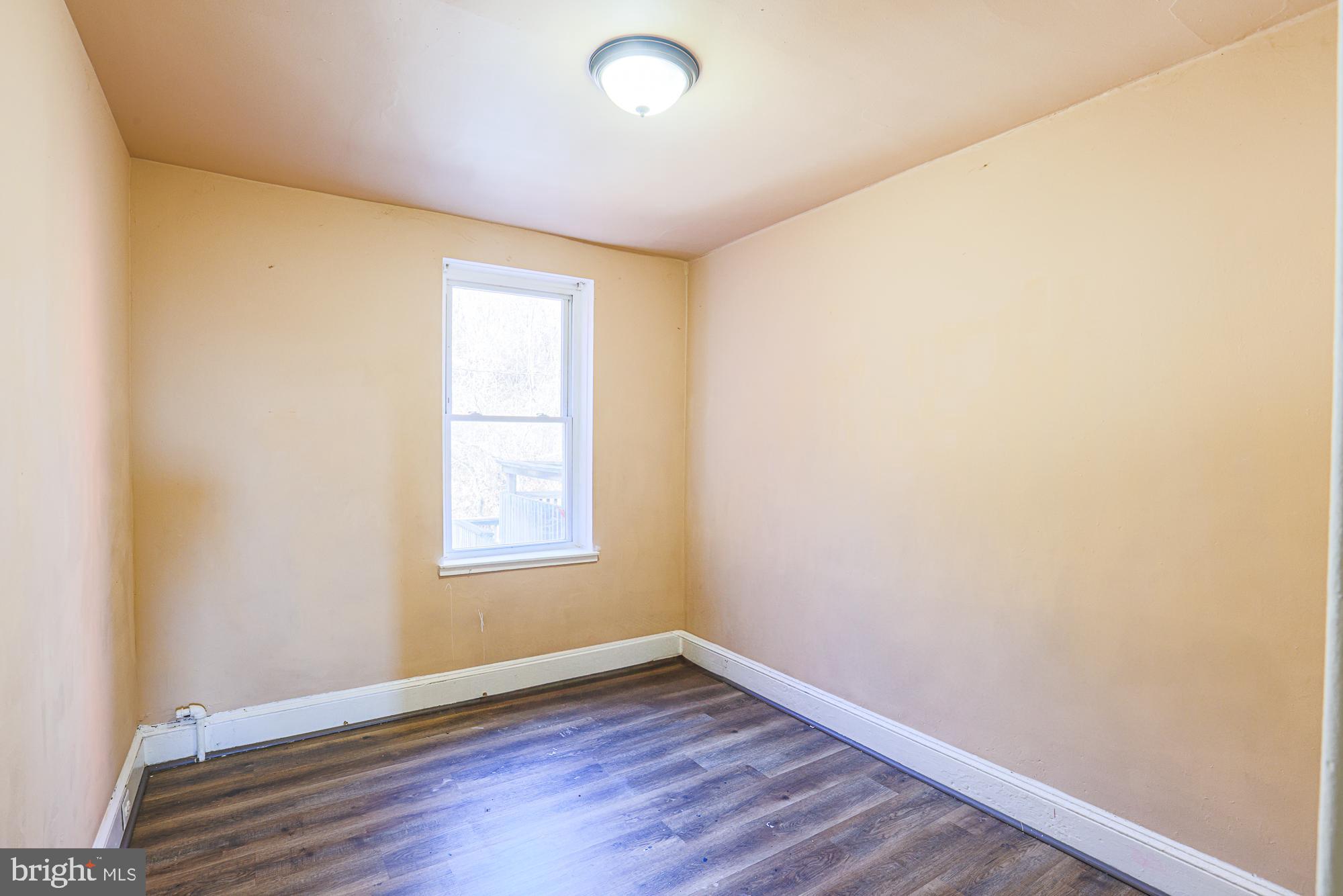 CURTIS BAY - Residential Income