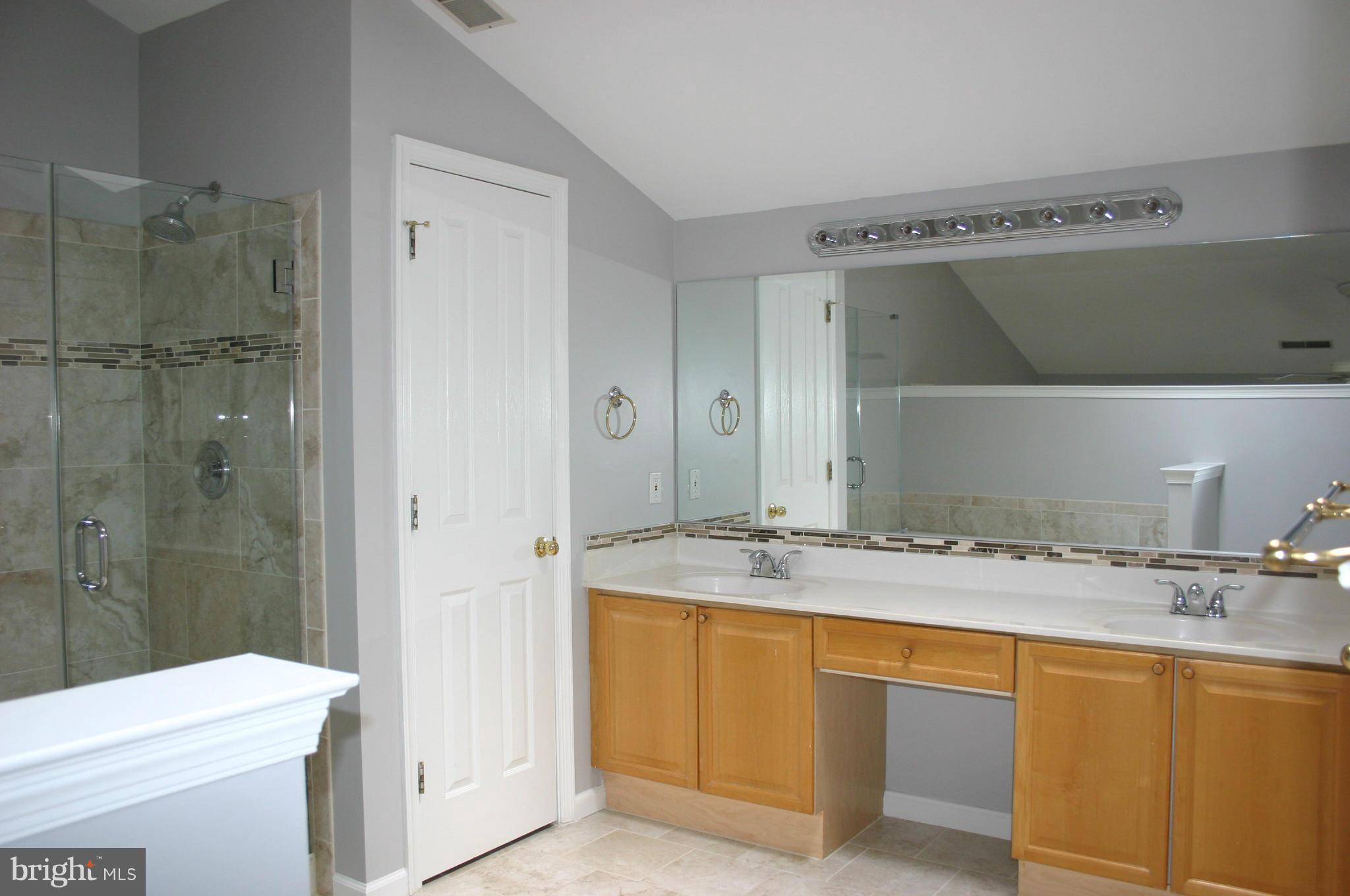 STONEGATE - Residential Lease