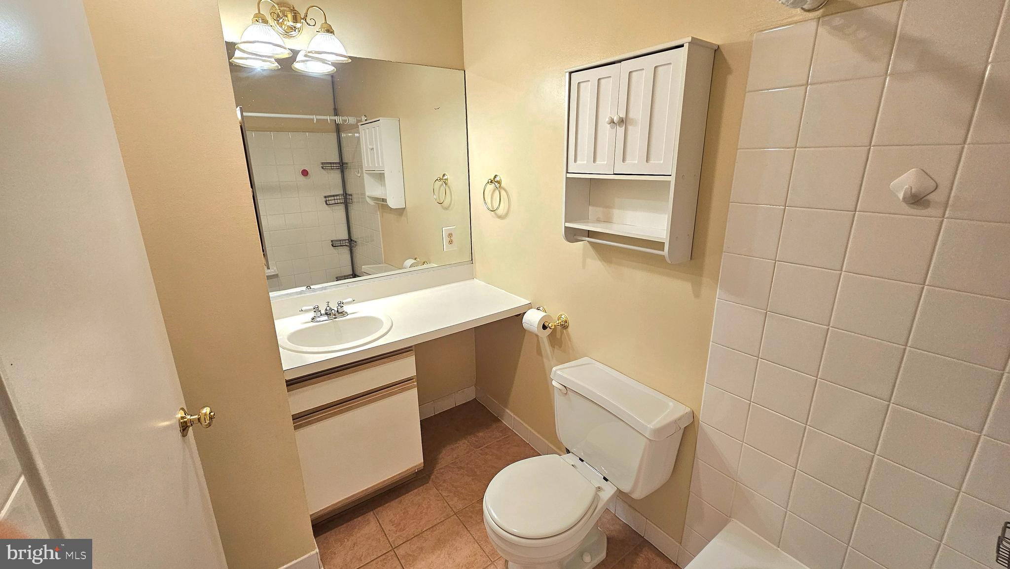 SOMERTON - Residential Lease