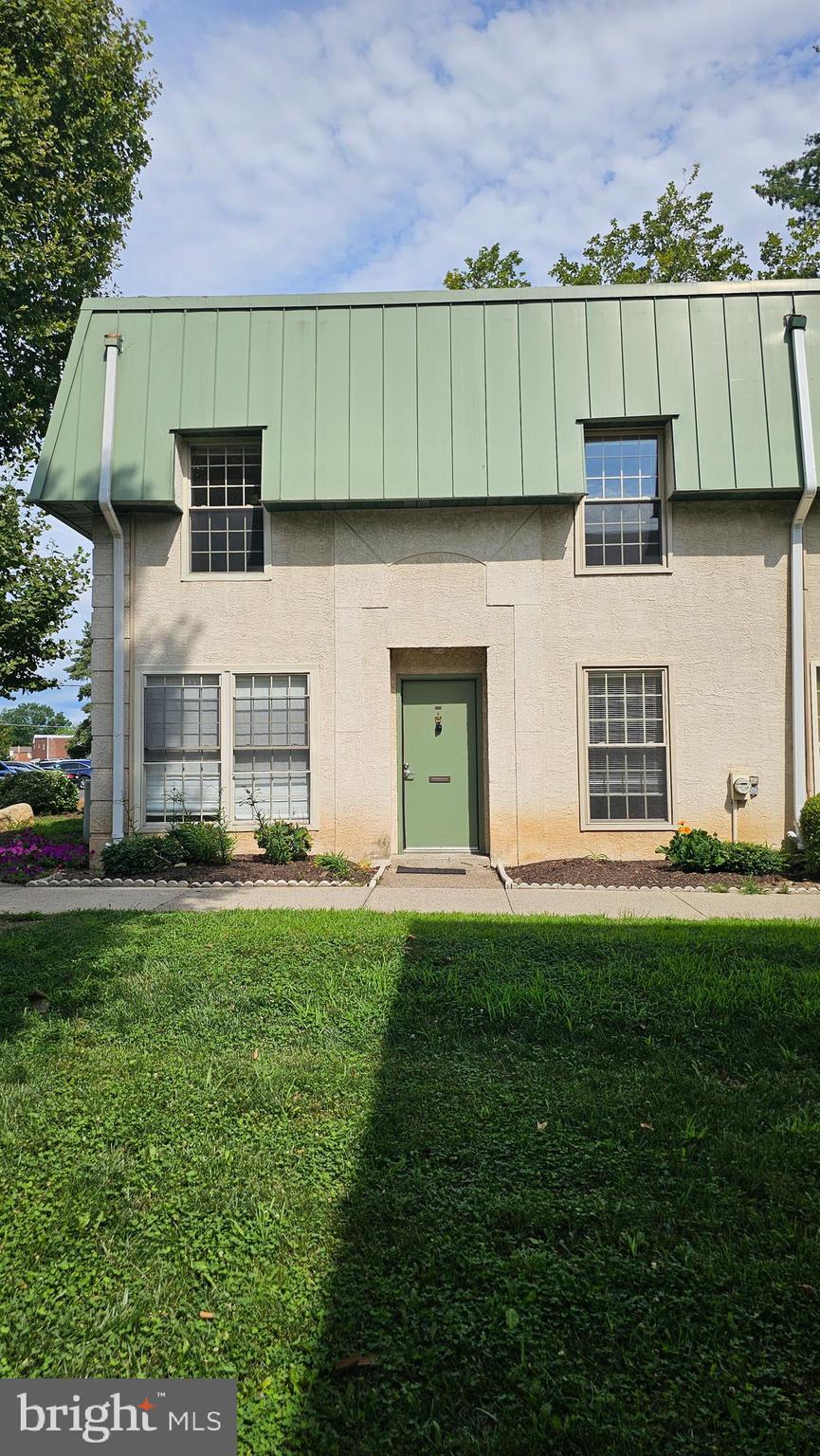 SOMERTON - Residential Lease