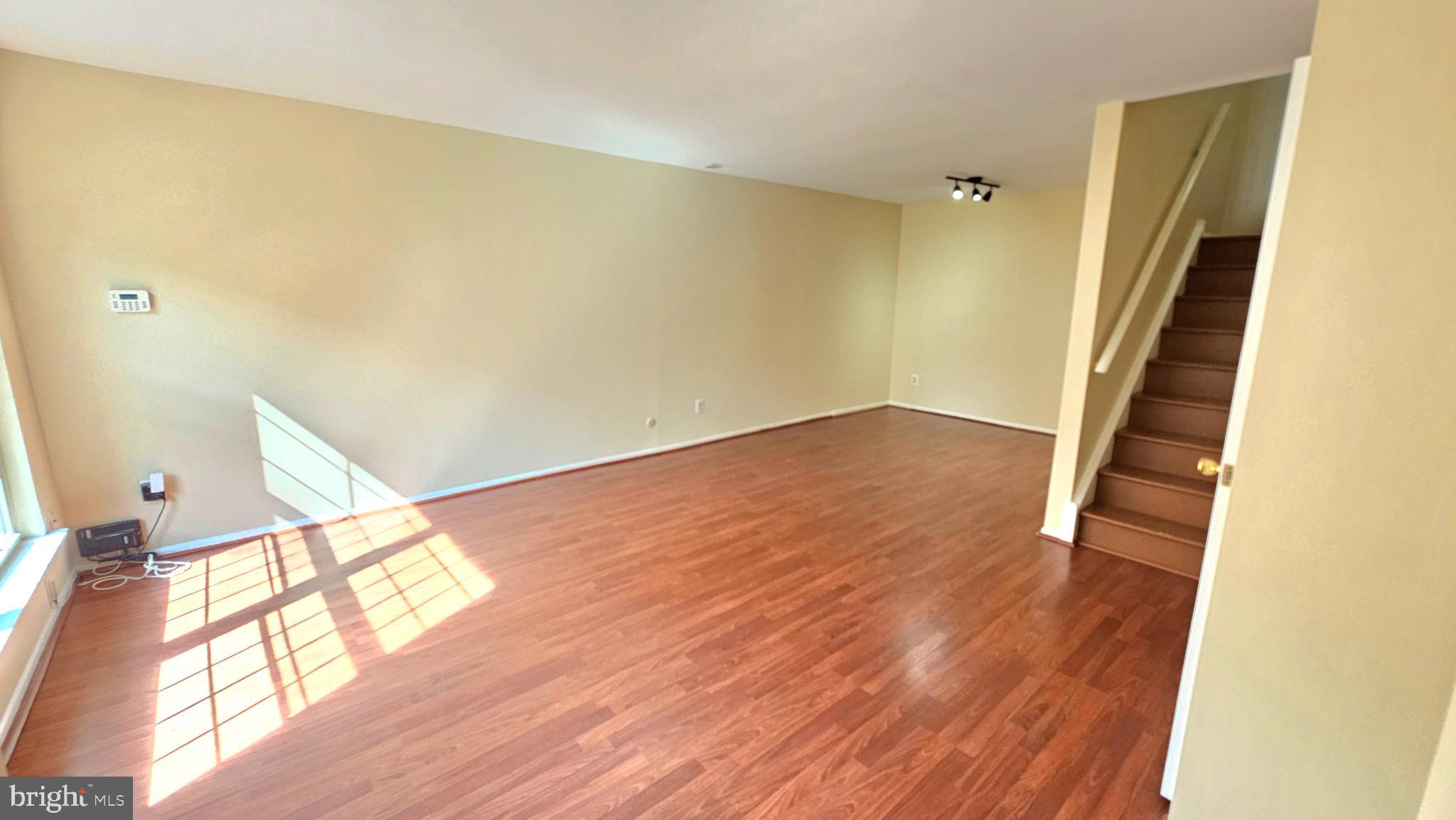 SOMERTON - Residential Lease