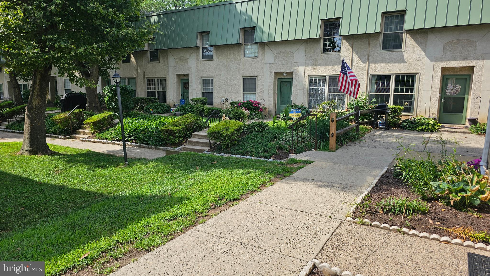 SOMERTON - Residential Lease