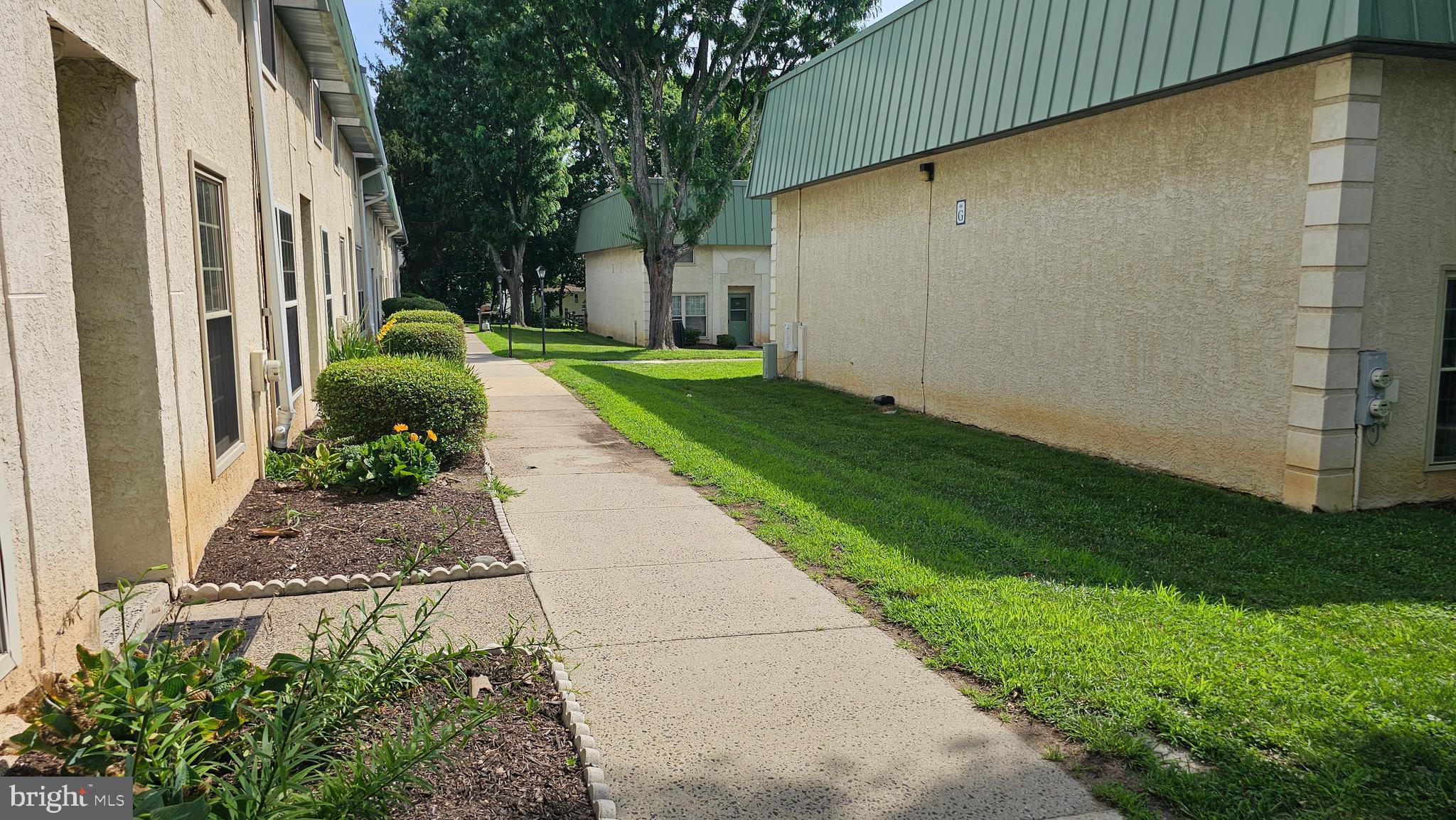 SOMERTON - Residential Lease