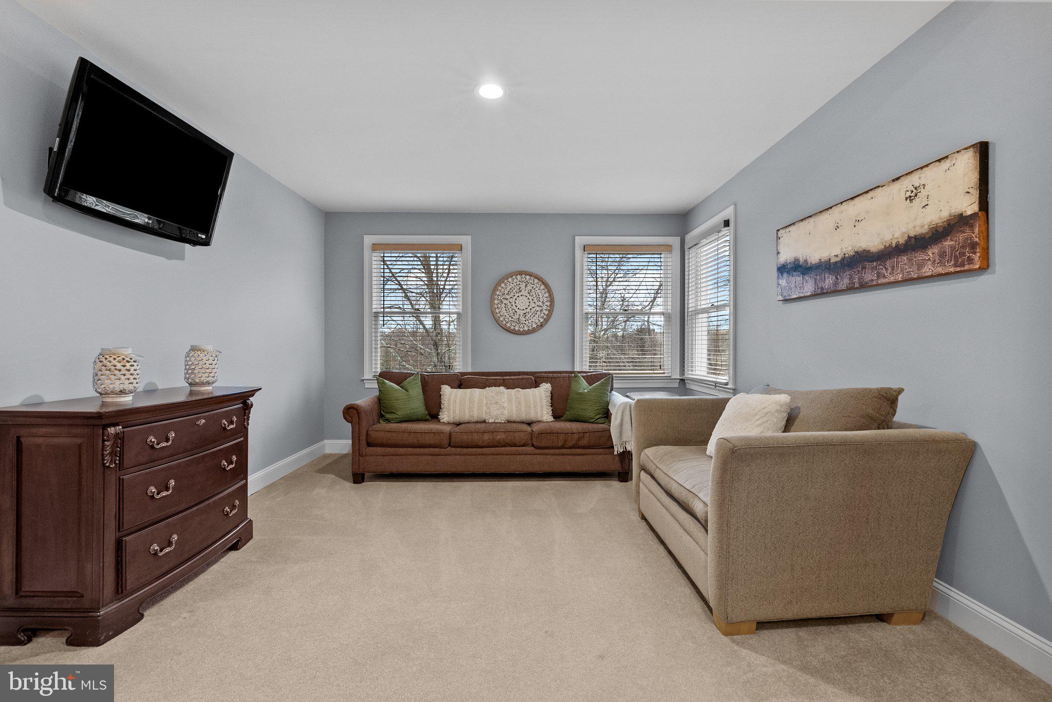 FARMVIEW - Residential