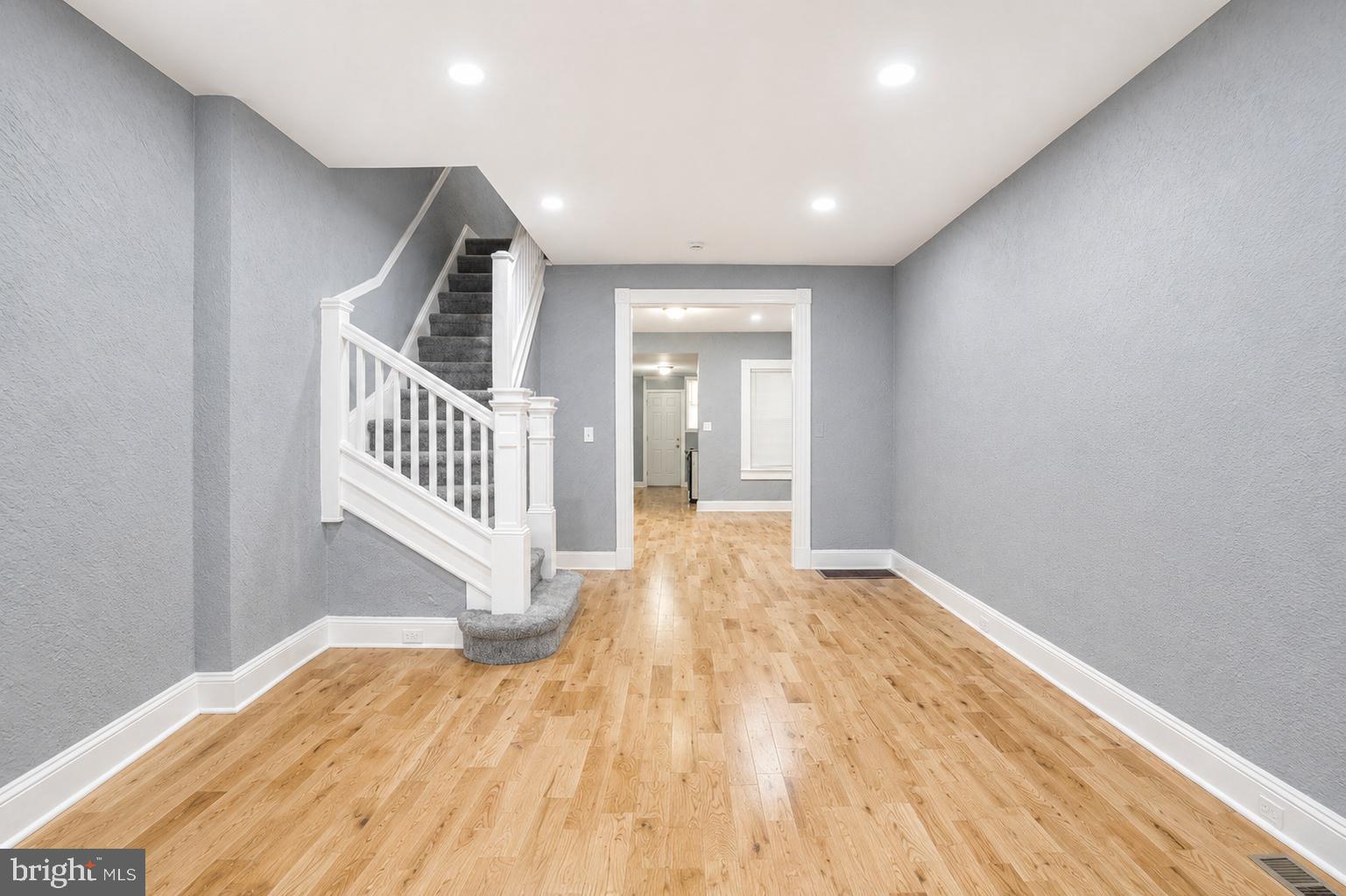 ROSEMONT - Residential