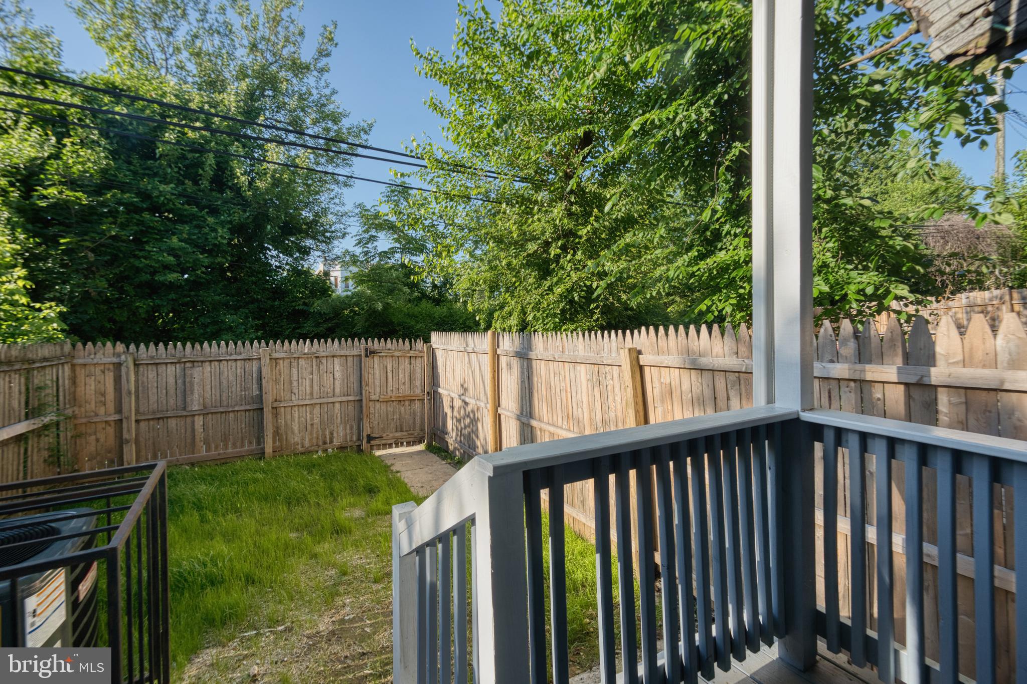 ROSEMONT - Residential